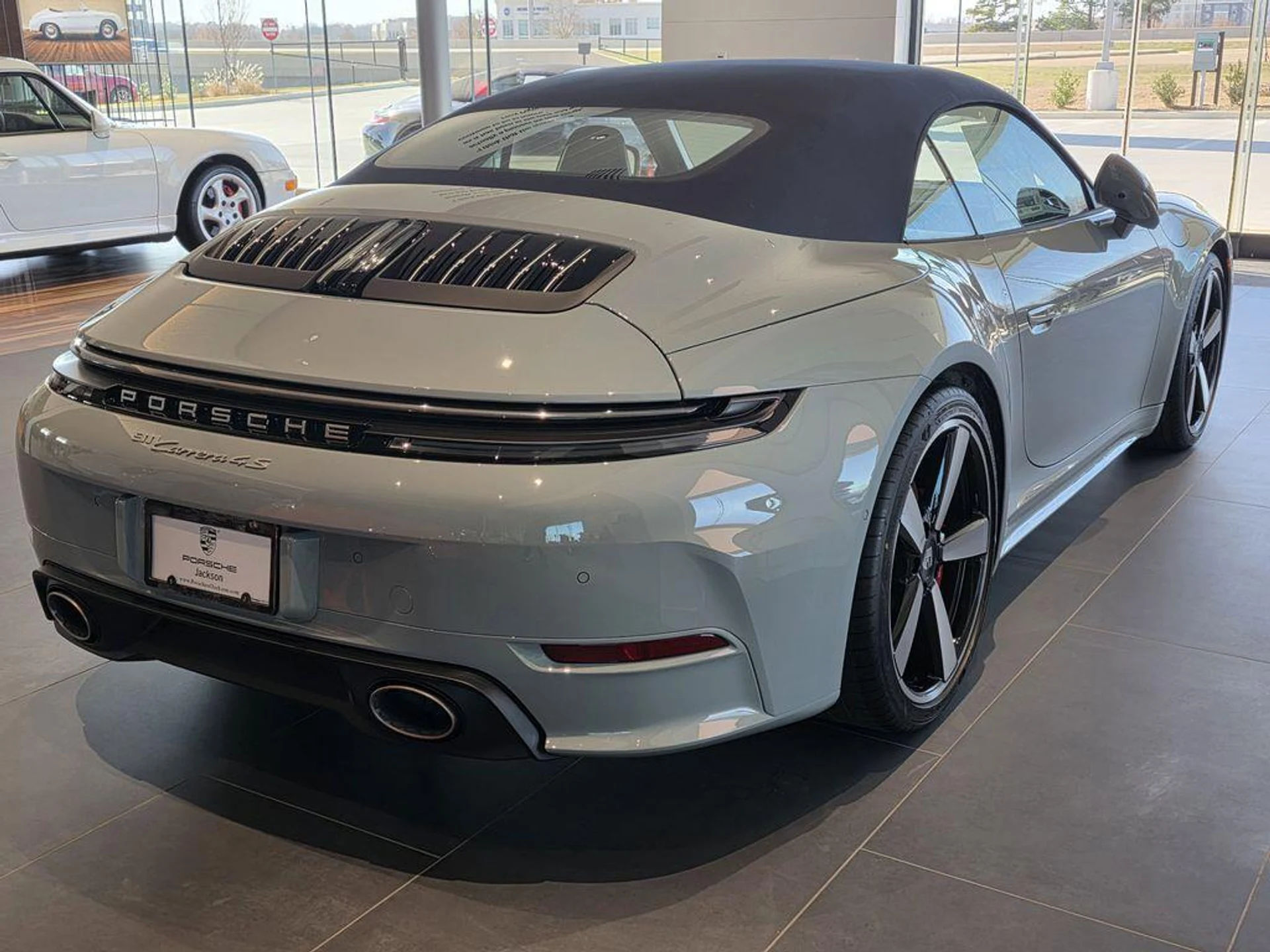 mph004_110962768_igb_J0y8d7aaqhccdfb_Sx8vb_Q_Ksk_ec9e36b48a