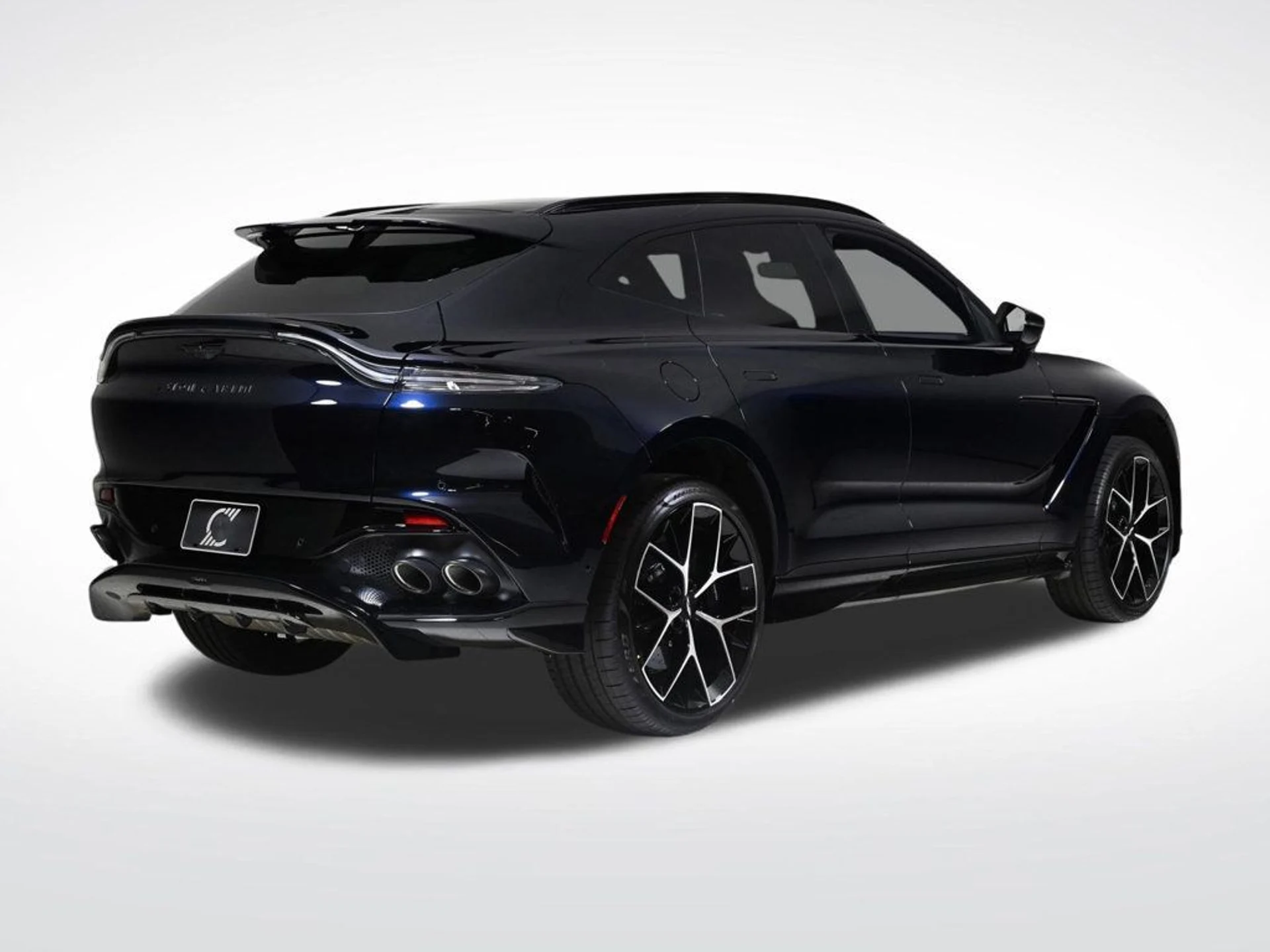 mph004_1110570032_new_2026_aston_martin_dbx_707awd_11350_22964194_5_1024_894182c6e5