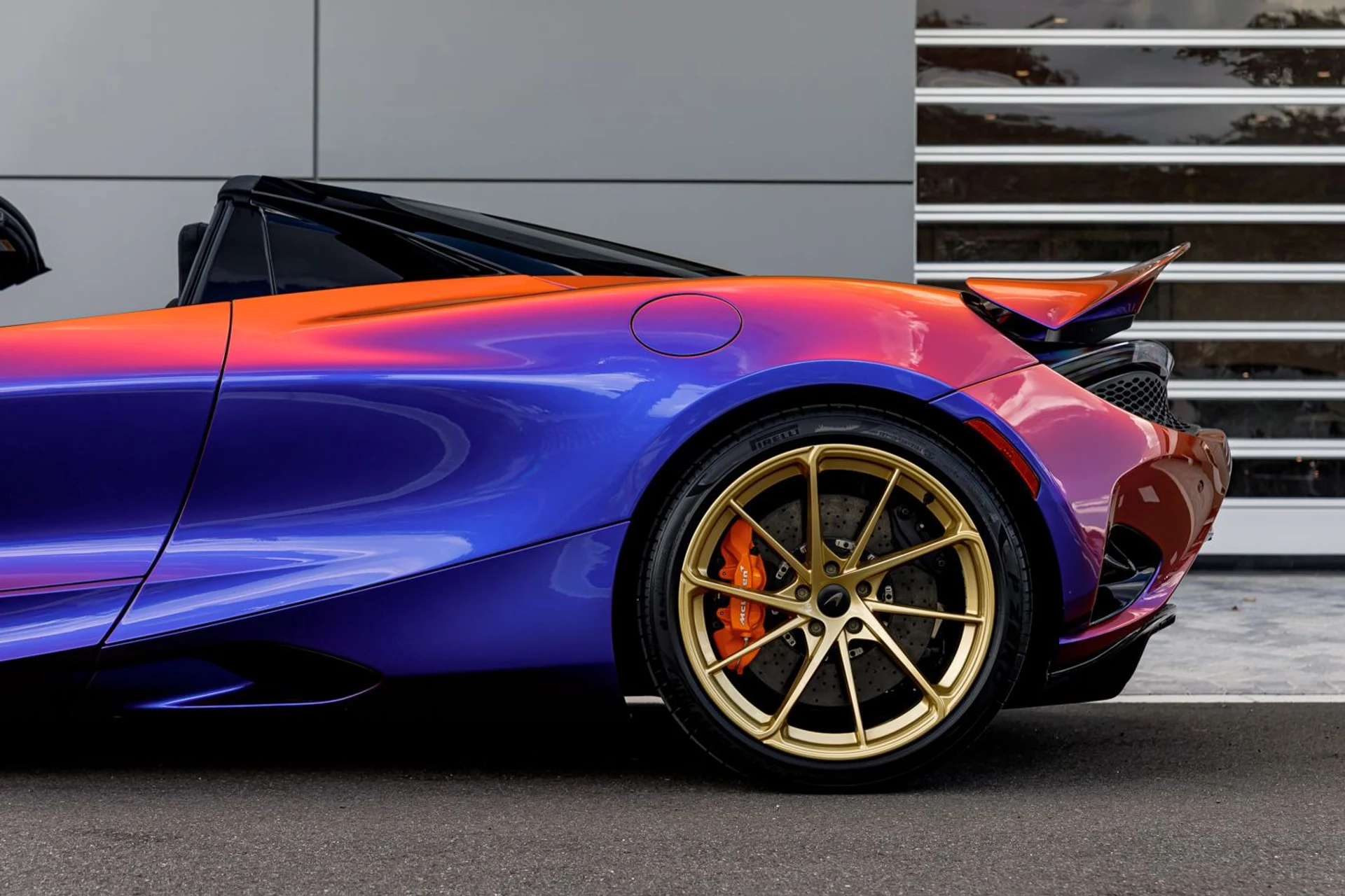 mph004_1115961242_Used_2025_Mc_Laren_750_S_Spider_cda7d8f606