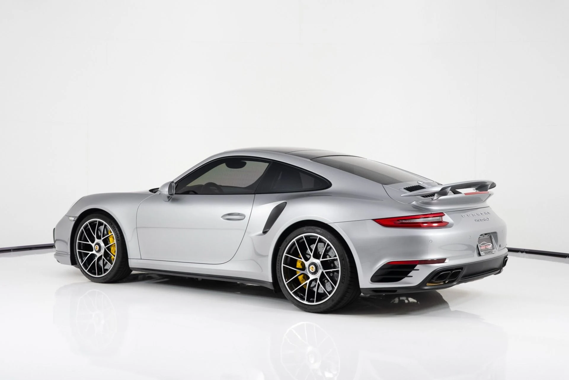mph004_1120675972_Used_2017_Porsche_911_Turbo_S_1757541064_8c20f5c8be
