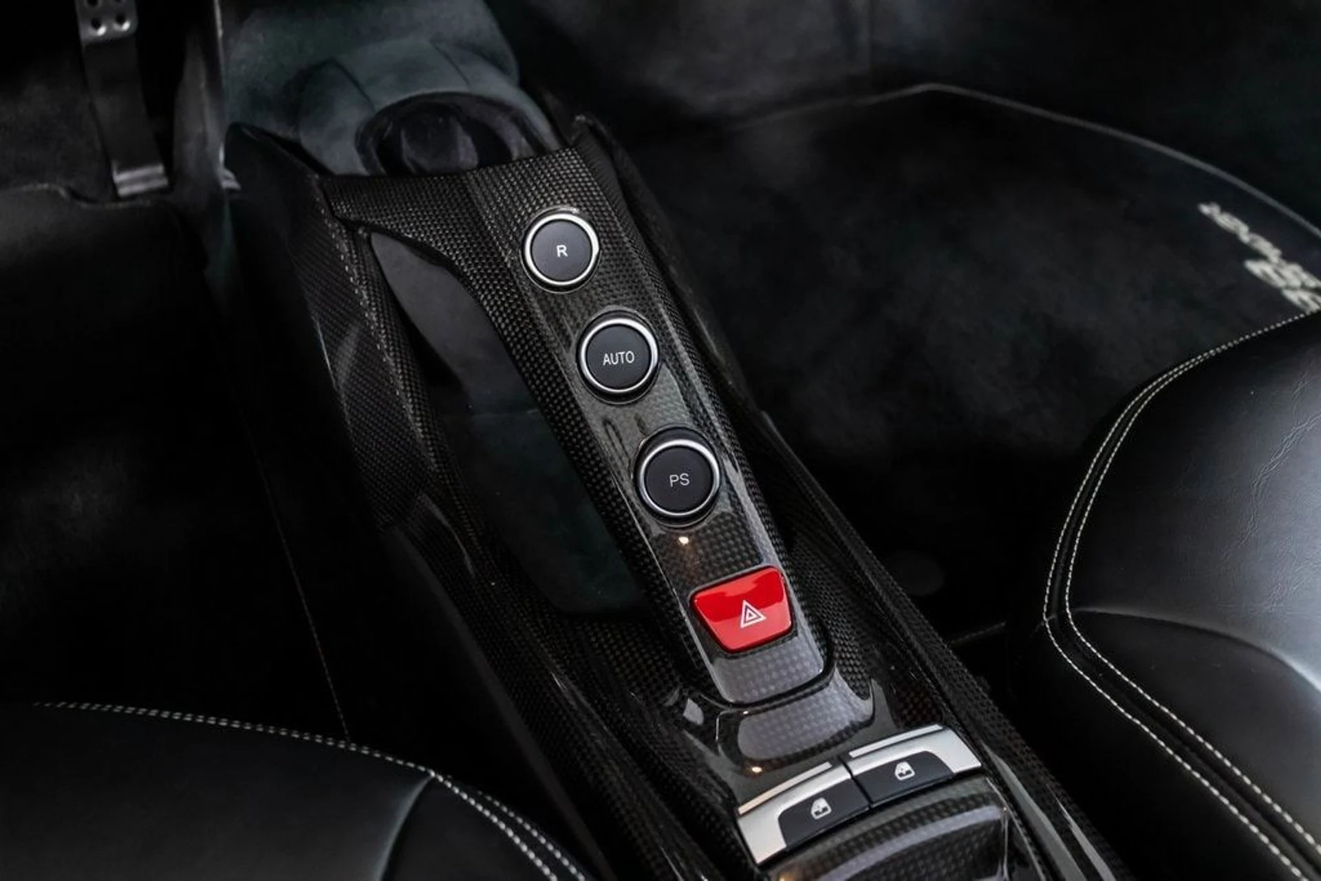 mph004_112433428_d366e4b4d12240ae54a7fc8c5b4d5734x_a62c0f04a2