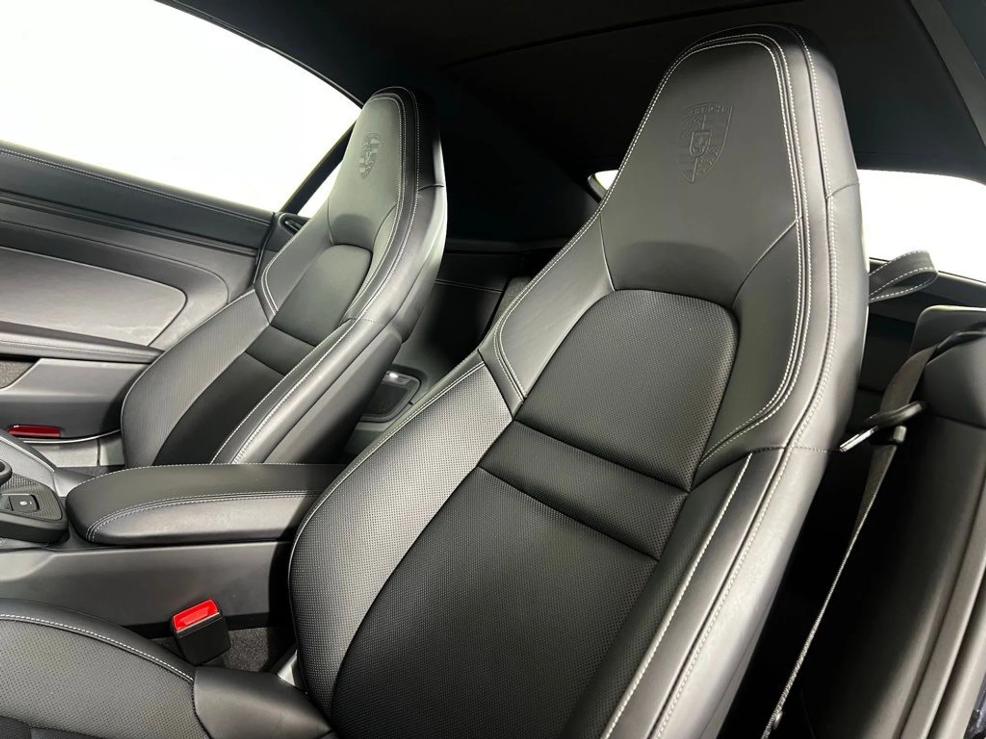 mph004_1127164586_ee3c6e7d97231f8c3cacdd84b4844706_65a7e302e3