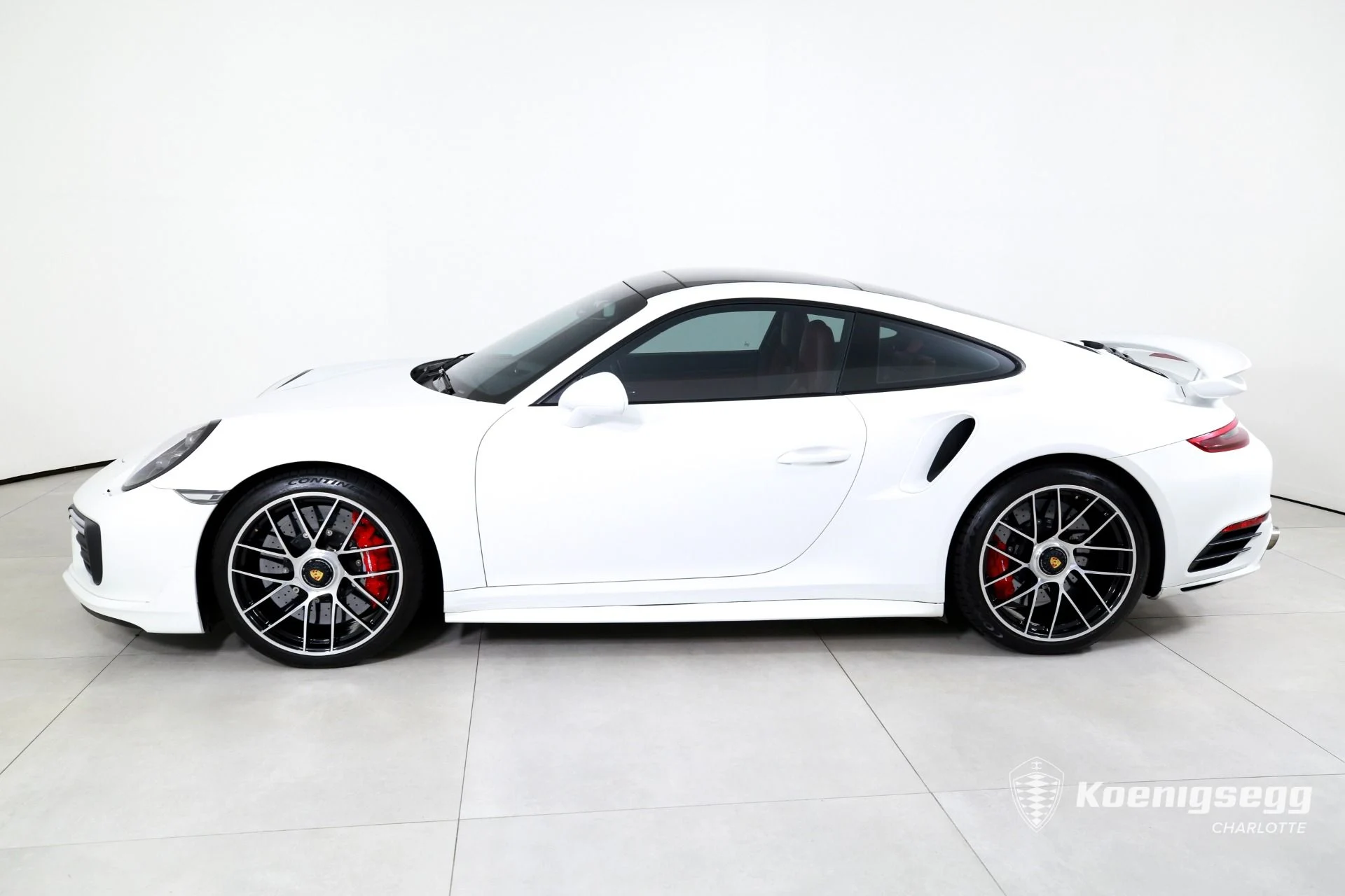 mph004_113056679_Used_2018_Porsche_911_Turbo_S_1782495119_b707b1d32b