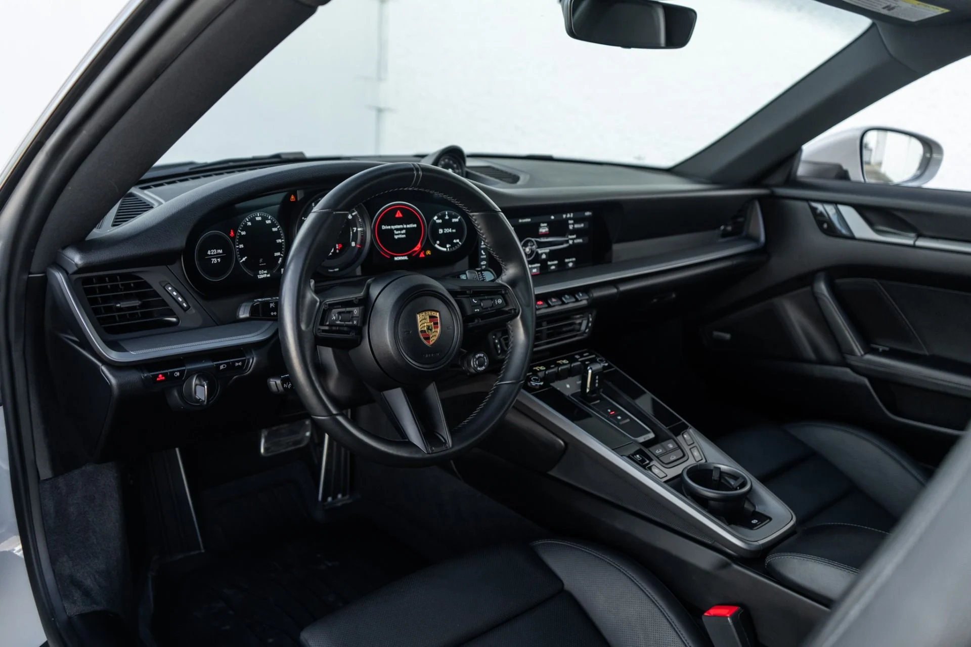 mph004_1137869796_Used_2021_Porsche_911_Carrera_1774908049_6ec00ce035