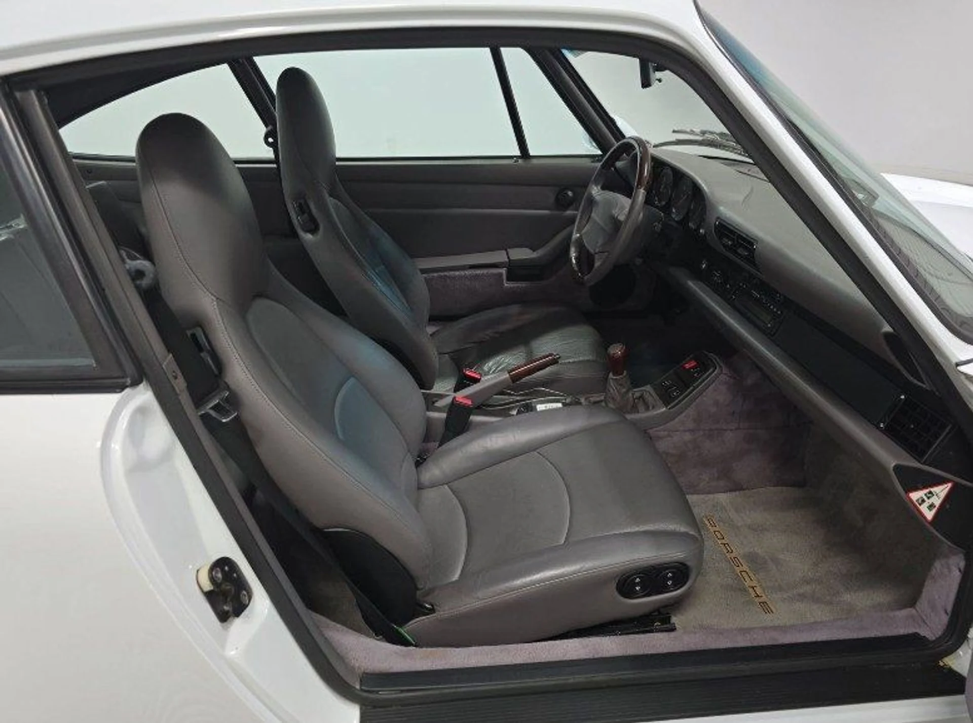 mph004_1142700935_f9060fa09b9c95d412c2ee3e98bcdd9ex_360981f476