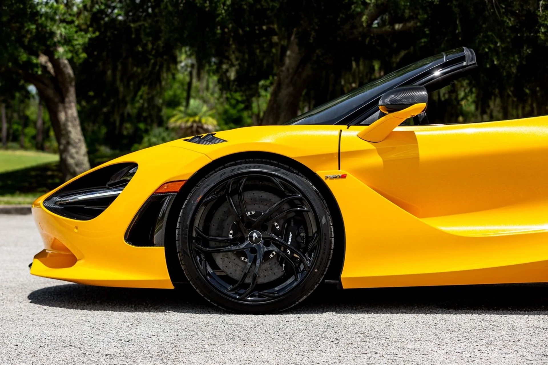 mph004_1143767278_New_2024_Mc_Laren_750_S_Spider_f99bf9eacc