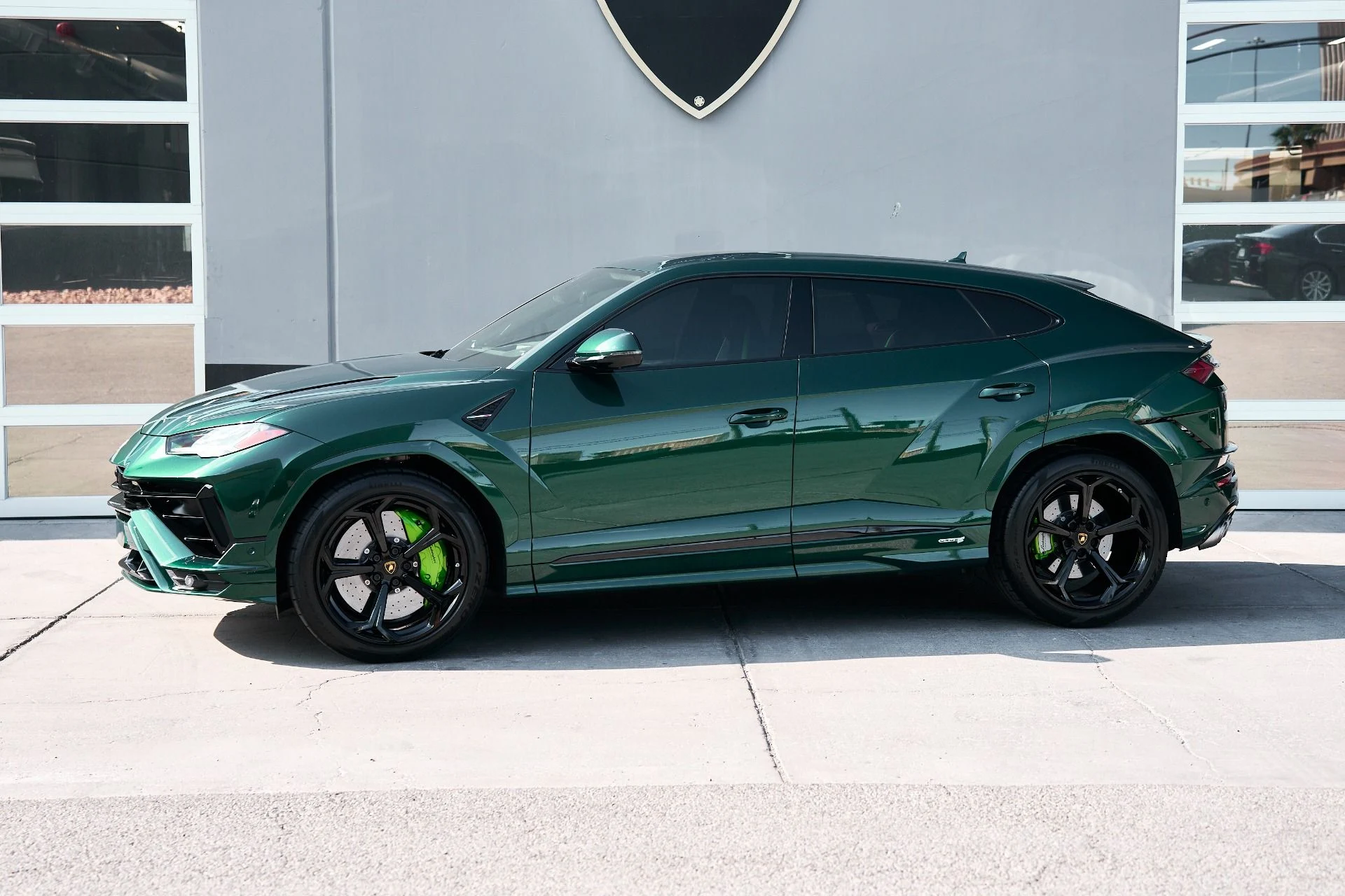 mph004_1146159221_Used_2024_Lamborghini_Urus_S_1749338217_c5bb70c82a