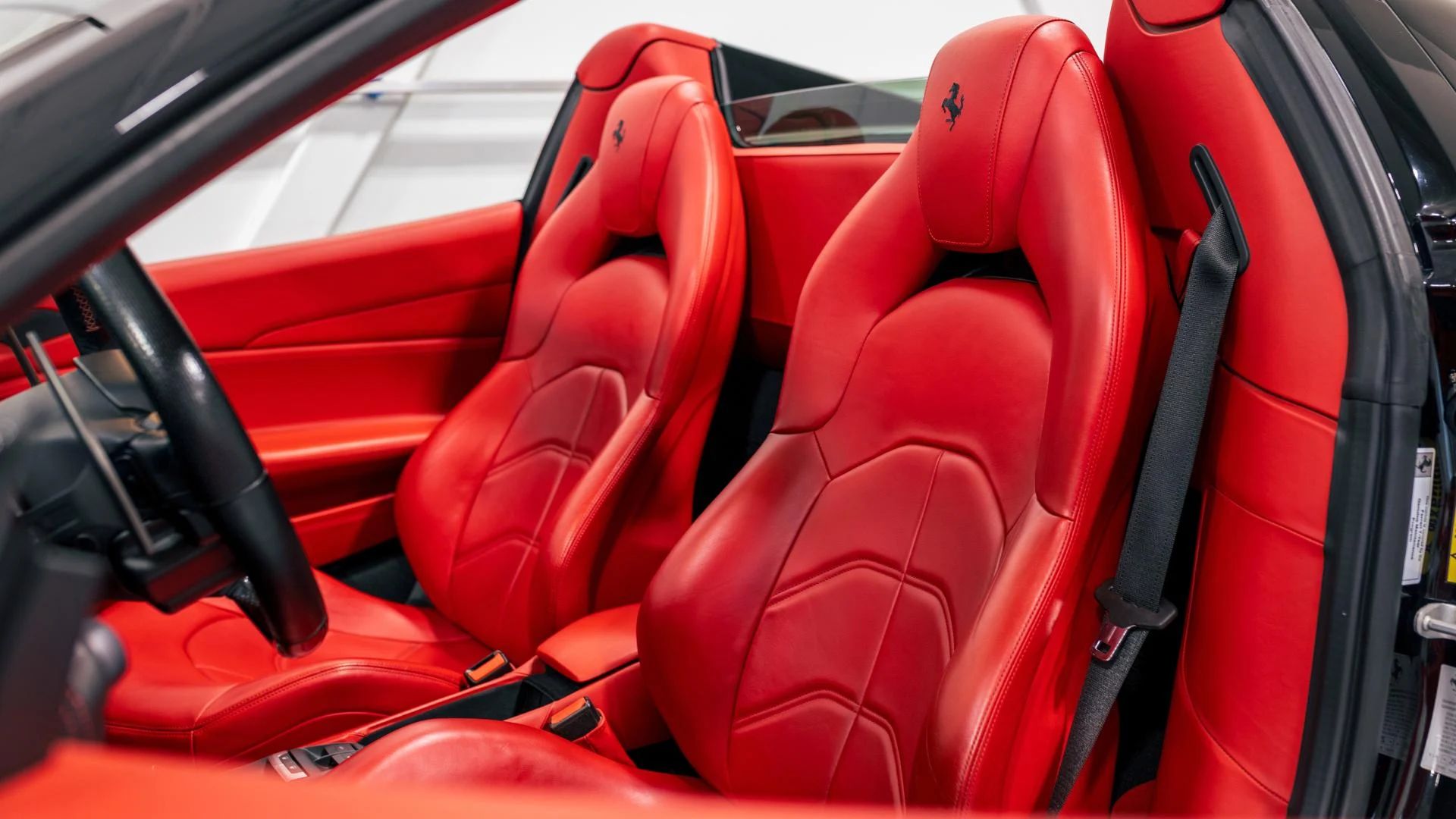 mph004_1147292218_Used_2018_Ferrari_488_Spider_Base_1782922695_d6bd4c96e0