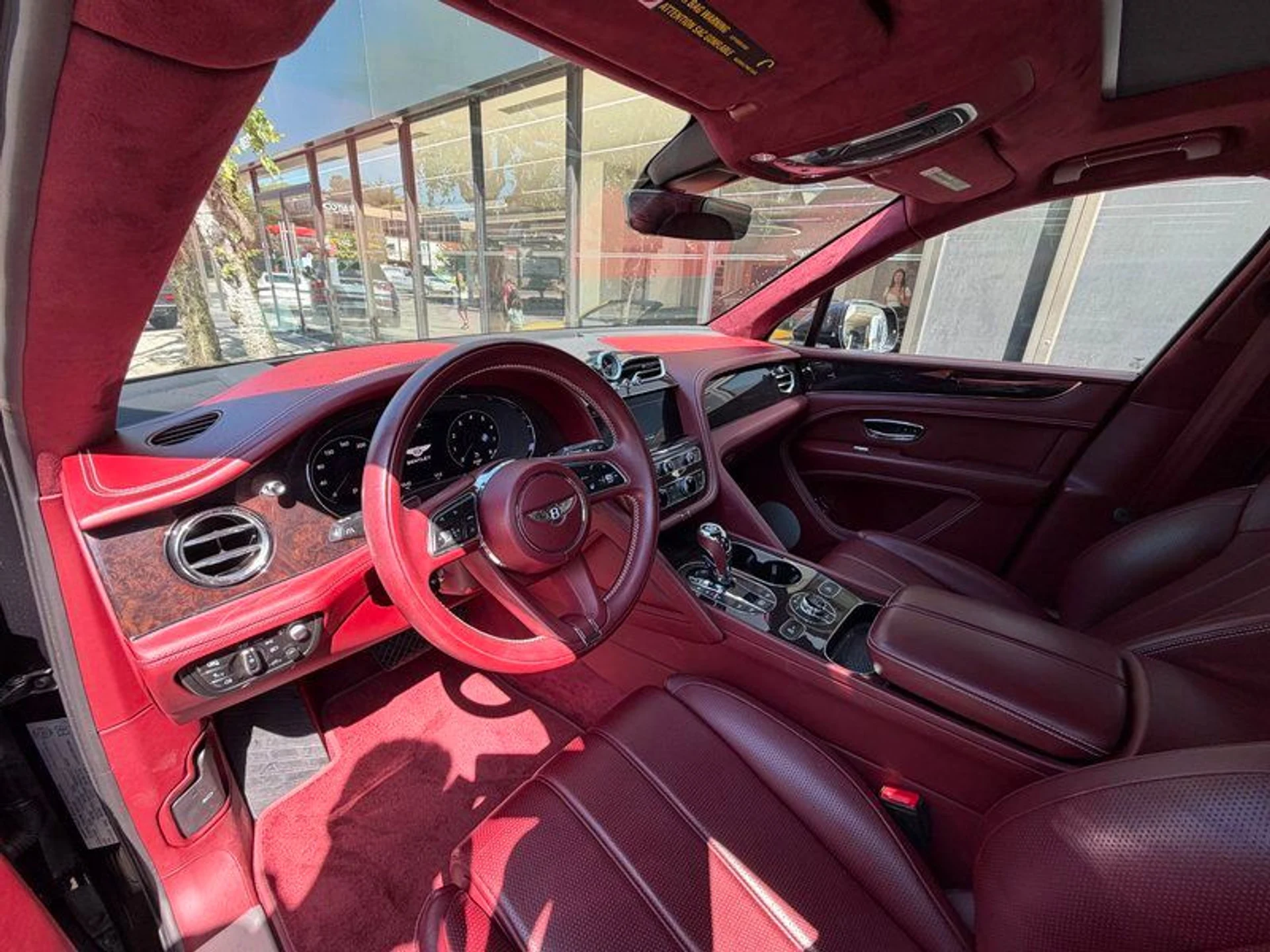 mph004_1149651721_38487562_03490_2021_bentley_bentayga_005_dcd100a68e