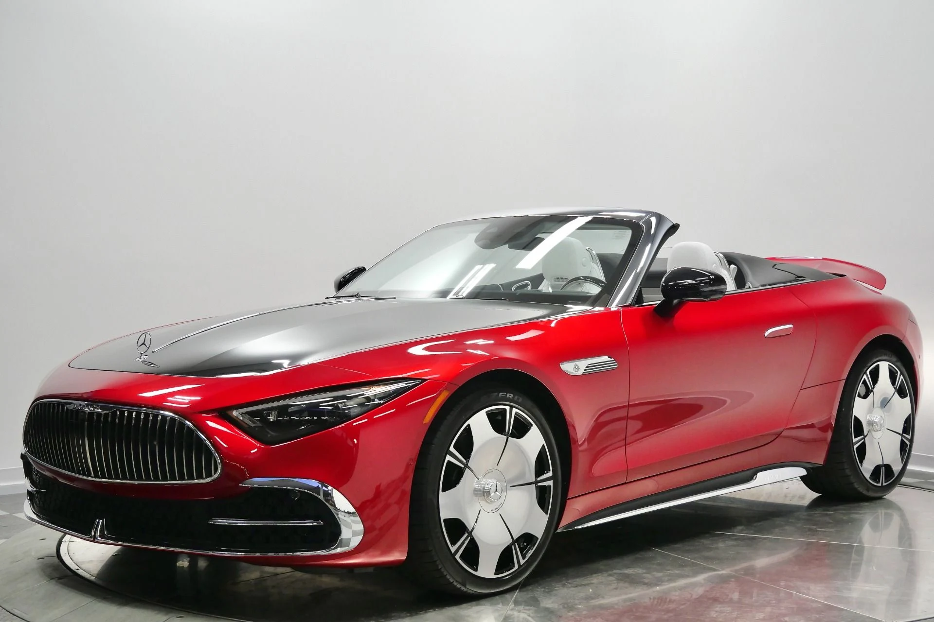 mph004_1152528947_Used_2026_Mercedes_Benz_Maybach_SL_680_Monogram_Series_As_New_Condition_1767976694_e9429ce219