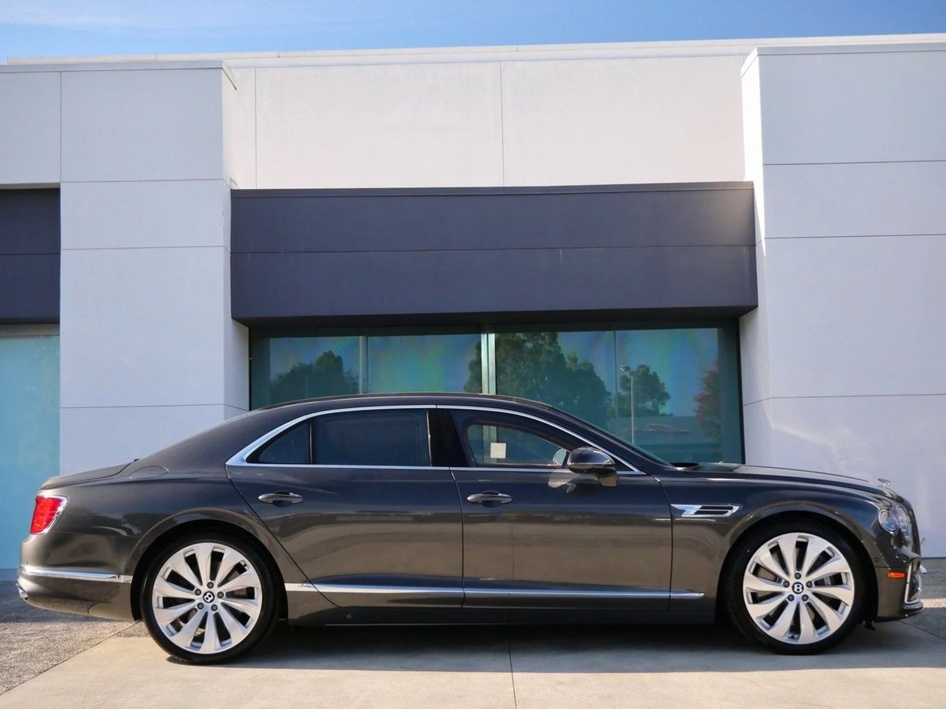 mph004_1153642146_b7ff23f76a38516e427597feb086d433x_463d62670c