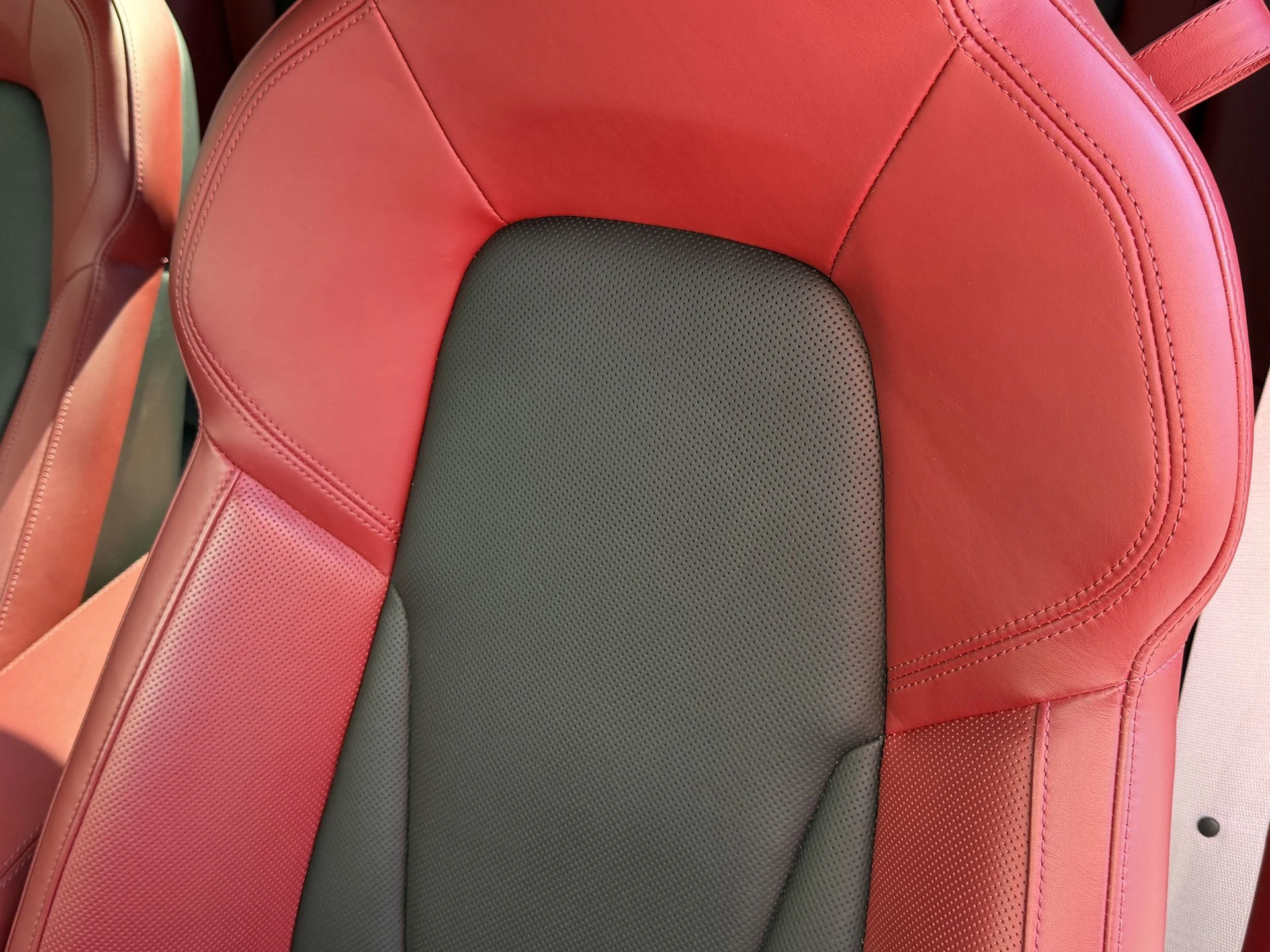 mph004_116368917_75fec9fbe35e1280add070f9bd31b913x_98bafb366e