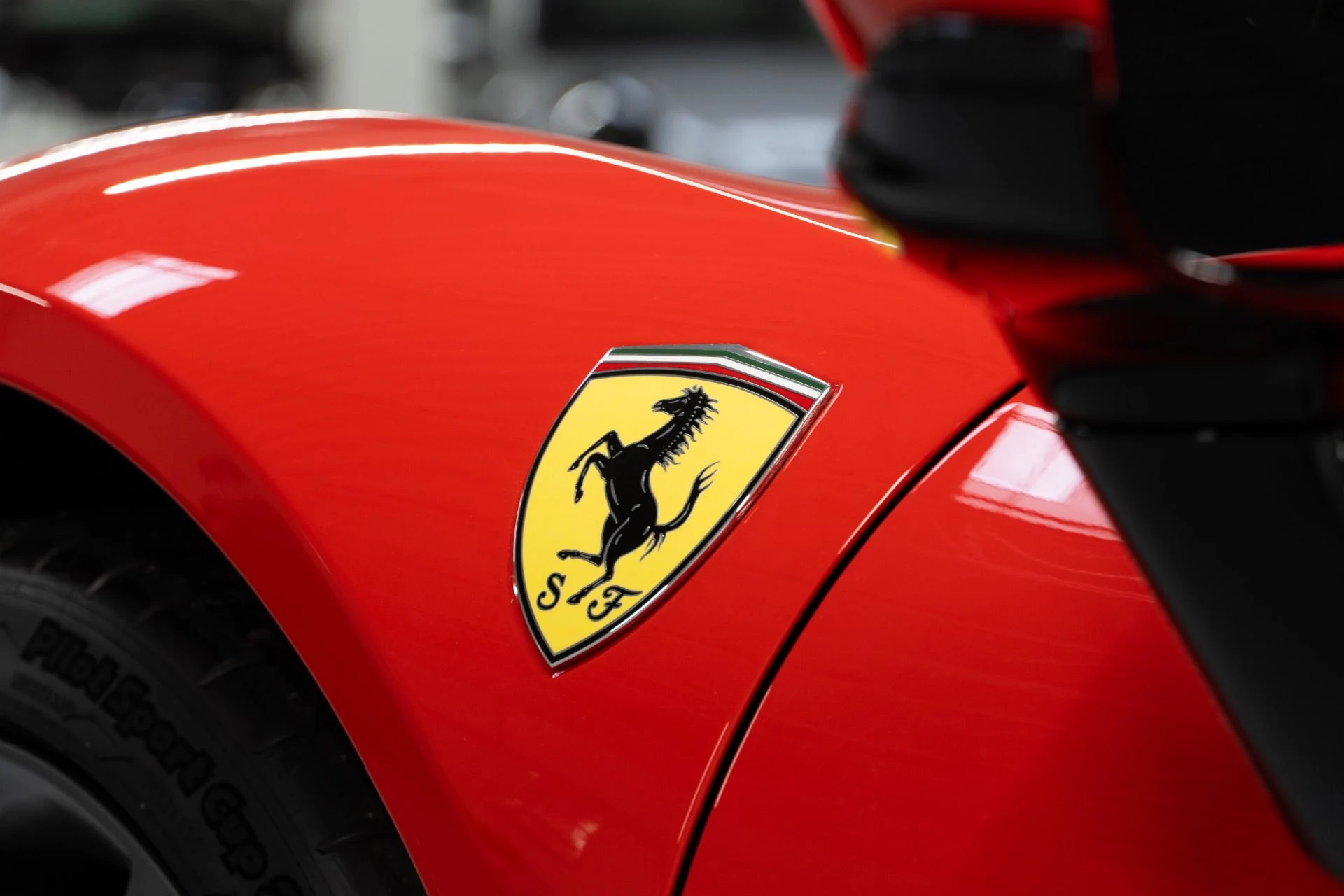 mph004_1164930766_Used_2022_Ferrari_SF_90_Stradale_1736189132_17b6c0ed0f