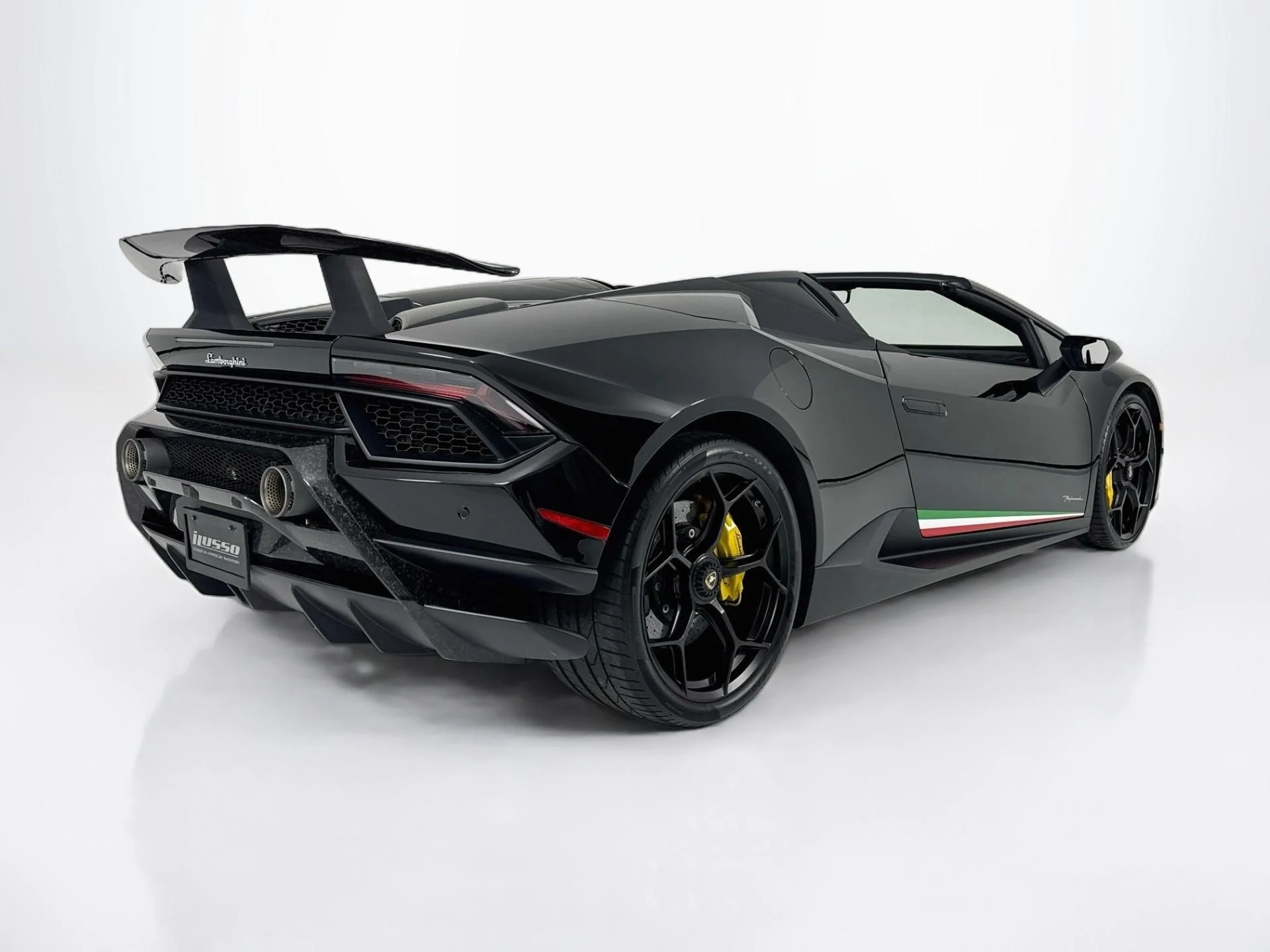 mph004_1165509264_Used_2019_Lamborghini_Huracan_Performante_Spyder_1793134337_d9dbca2819