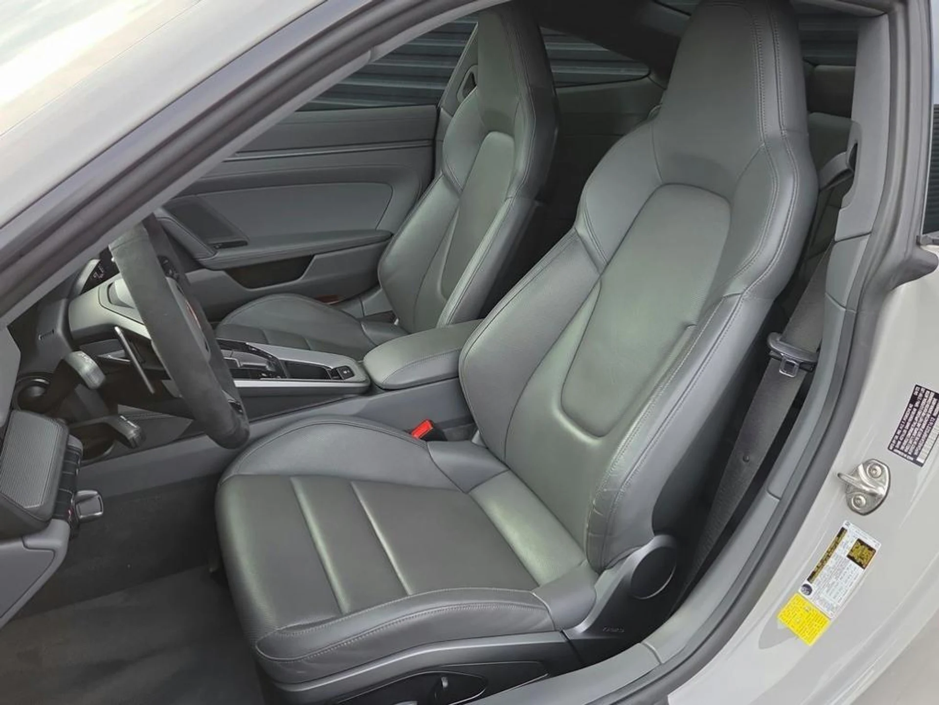 mph004_116674521_3y_Fb0_Kiz_X_Bd_HHE_4be_Nbur_G5_X1_Yc_22aaf8e0fa