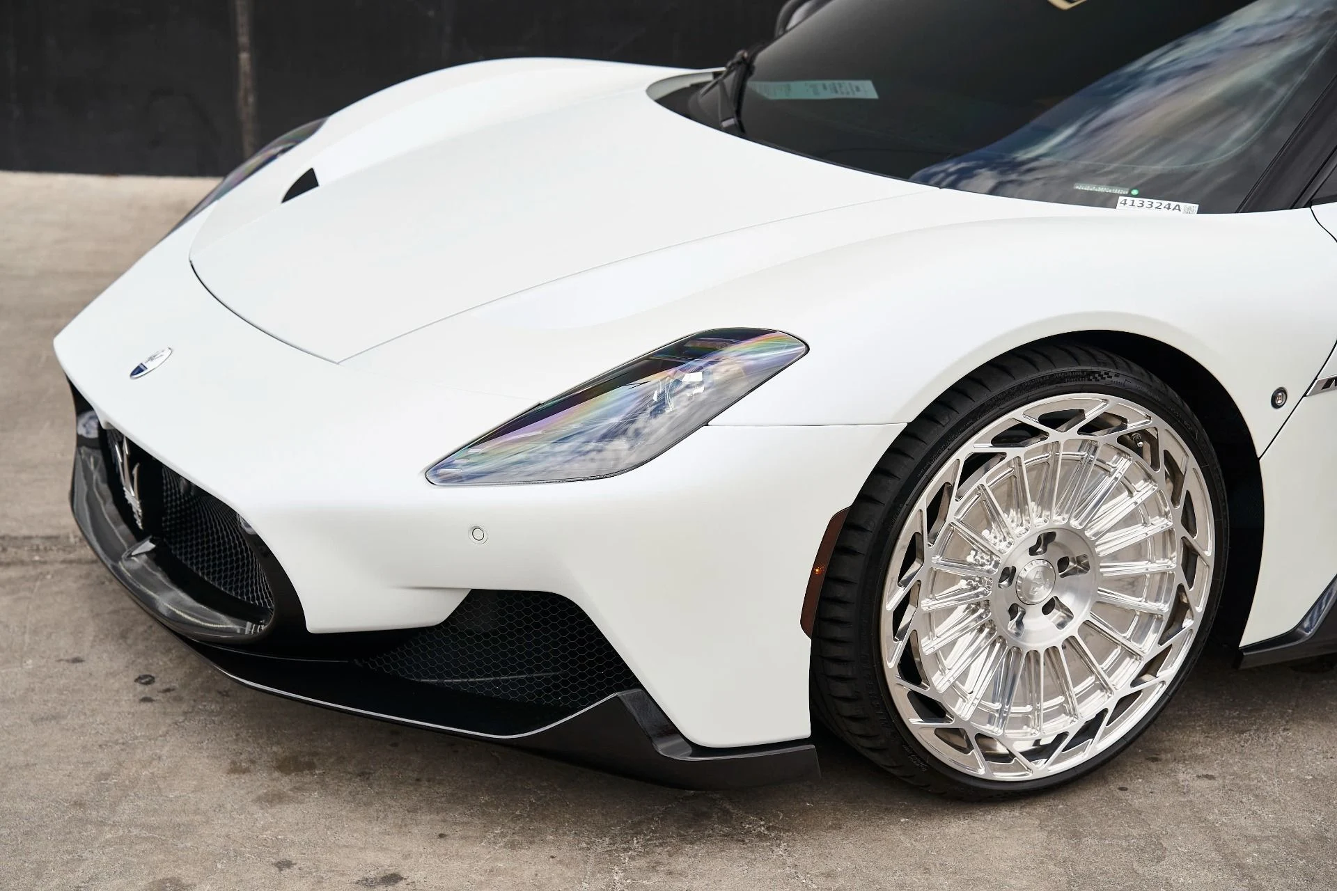 mph004_1168461500_Used_2023_Maserati_MC_20_Base_1721243405_99bd2e7960