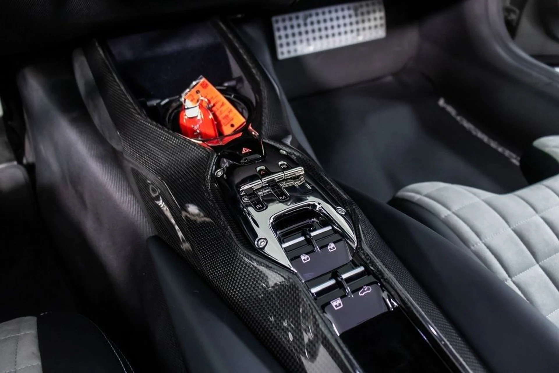 mph004_1186146957_b15c3ba6e825f663c4dcd27d0df919f2x_3b17c56ea3