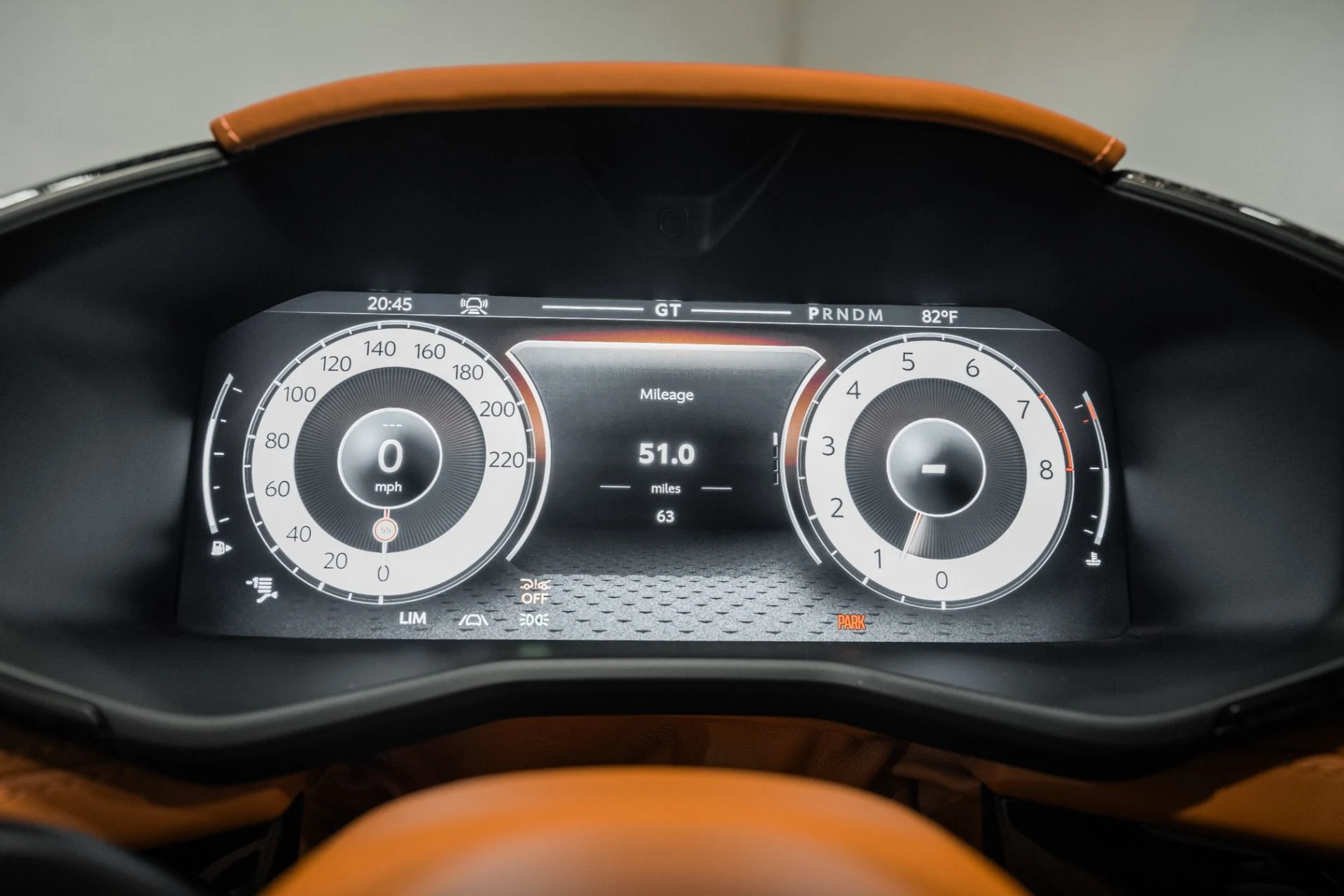 mph004_1188246474_New_2026_Aston_Martin_DBX_707_1786372165_ad1c2cd004