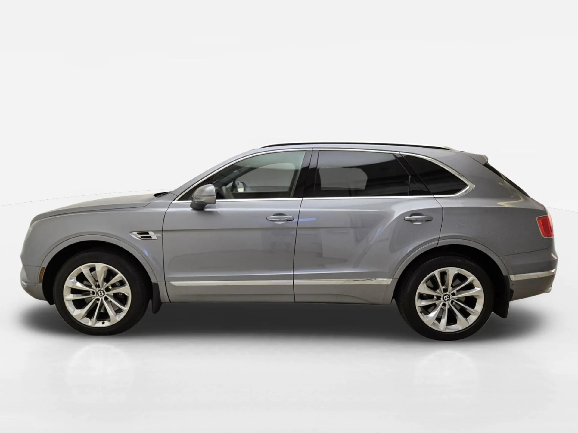 mph004_1189408334_Used_2018_Bentley_Bentayga_W12_1776837863_a10a4138e0