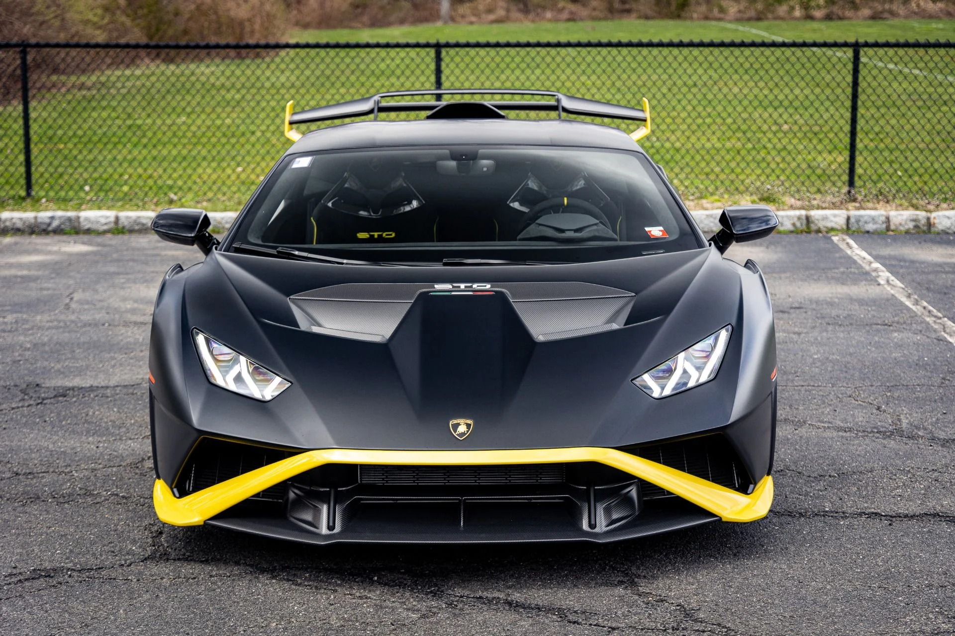 mph004_1195947834_Used_2023_Lamborghini_Huracan_STO_1724257778_867946eece
