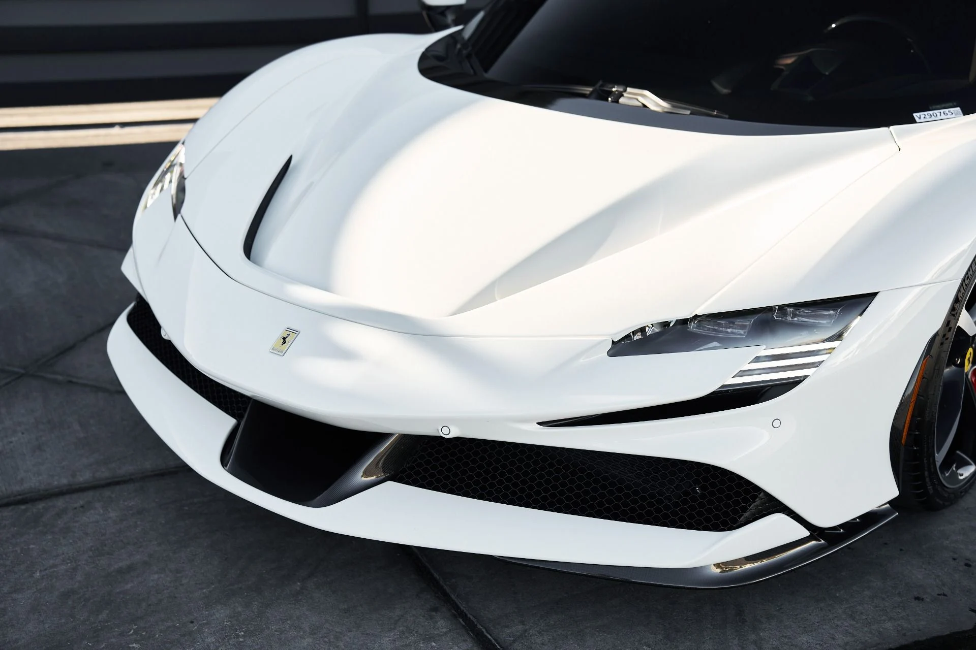 mph004_1196128277_Used_2023_Ferrari_SF_90_Stradale_Base_1762650923_82407b0eab