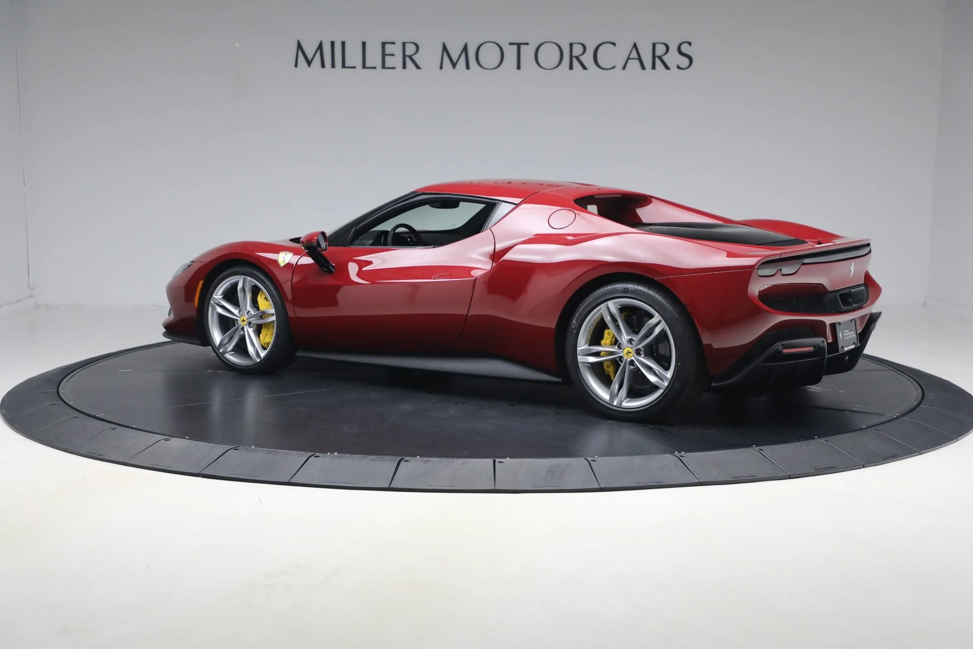 mph004_1200426578_Used_2025_Ferrari_296_GTB_1777569571_7ee06dfedf