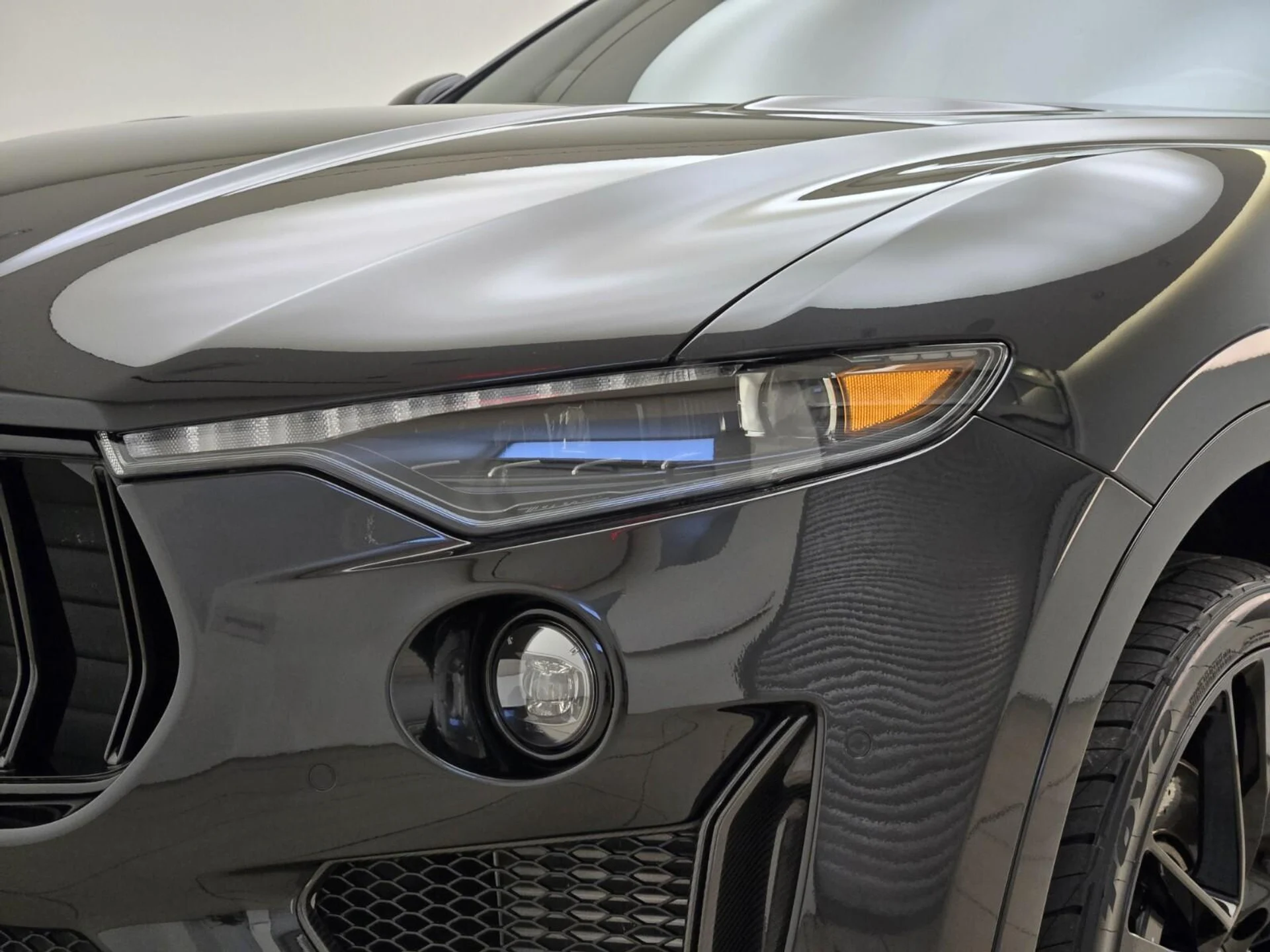 mph004_1204080703_Used_2024_Maserati_Levante_Trofeo_1782453350_533e7bbe8d