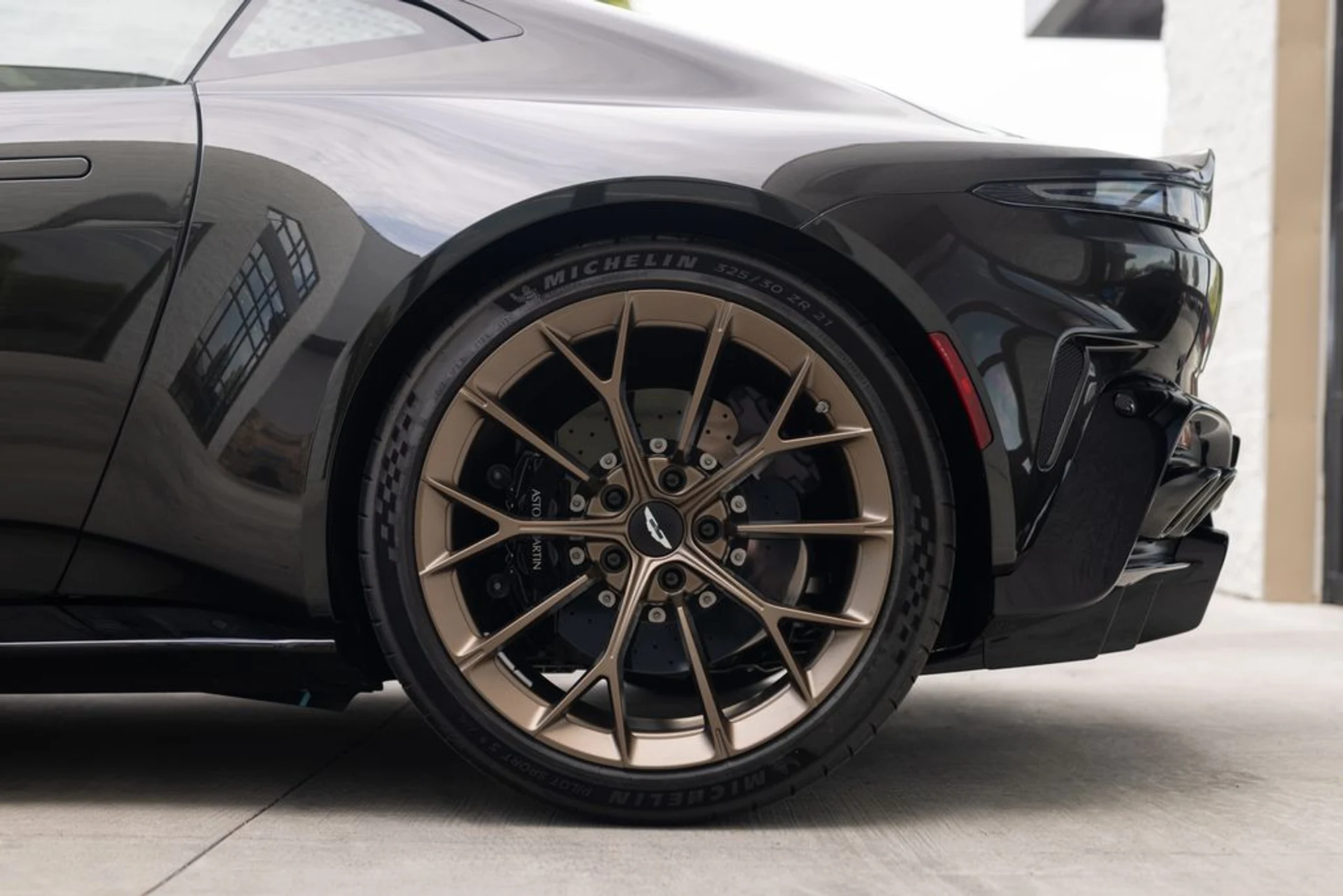 mph004_1212236028_da9cac687a3c0f1098a839cab4783ac8x_f3c6b46097
