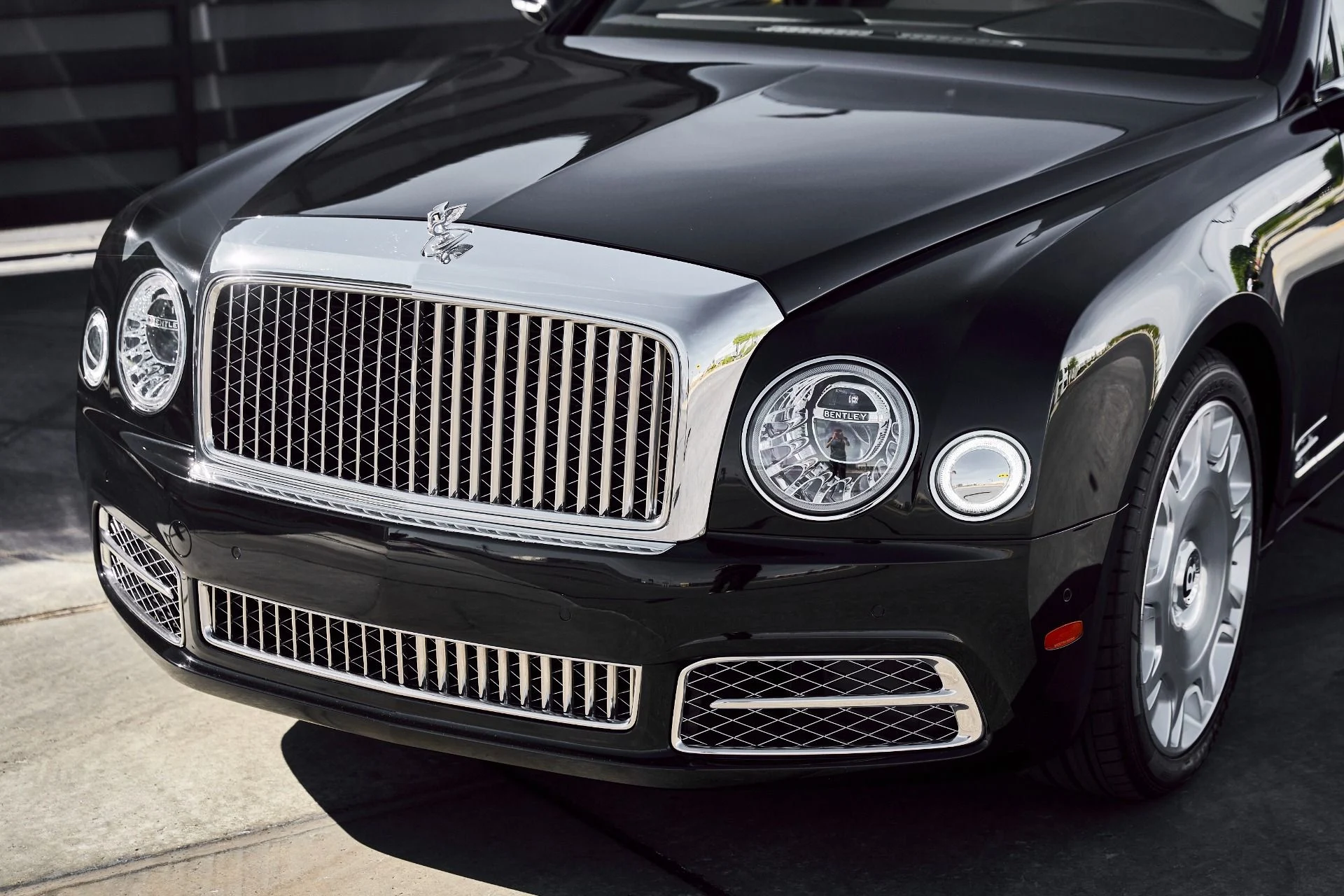 mph004_1218850669_Used_2019_Bentley_Mulsanne_Base_1773861331_e746da10b5