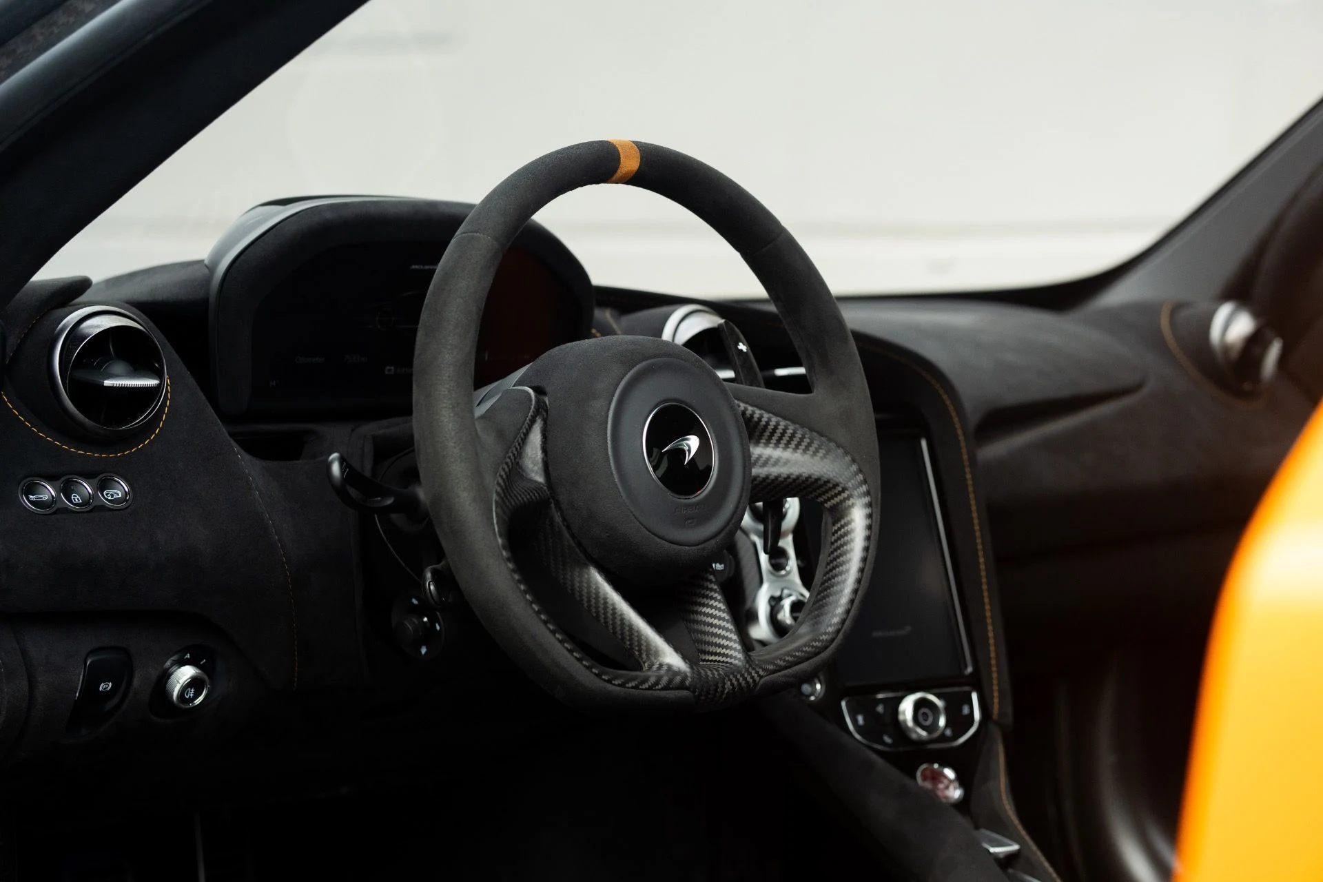 mph004_1233370806_Used_2021_Mc_Laren_765_LT_1757087753_51a714e49c