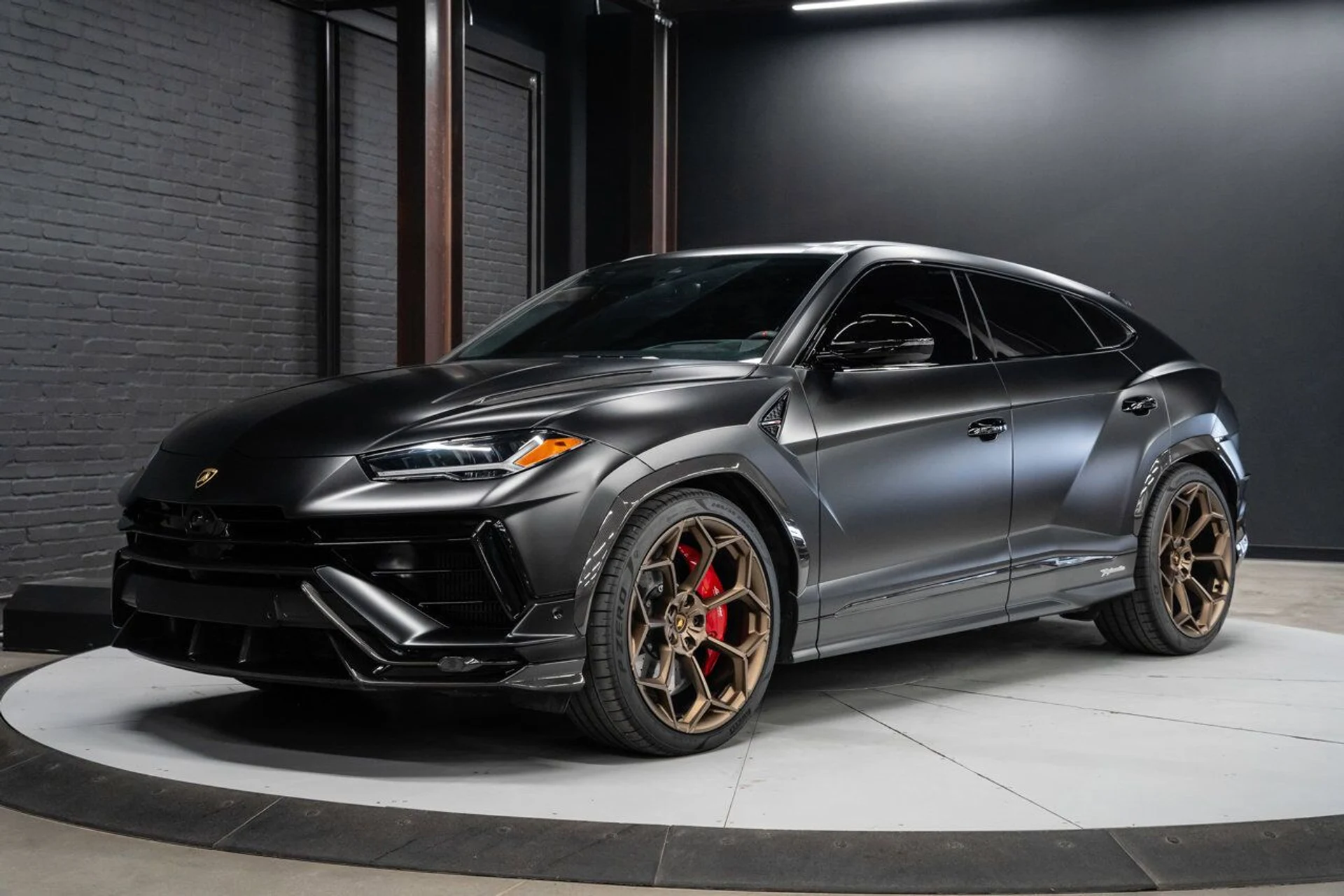 mph004_1243086406_lamborghini_urus_2023_f6fff85684