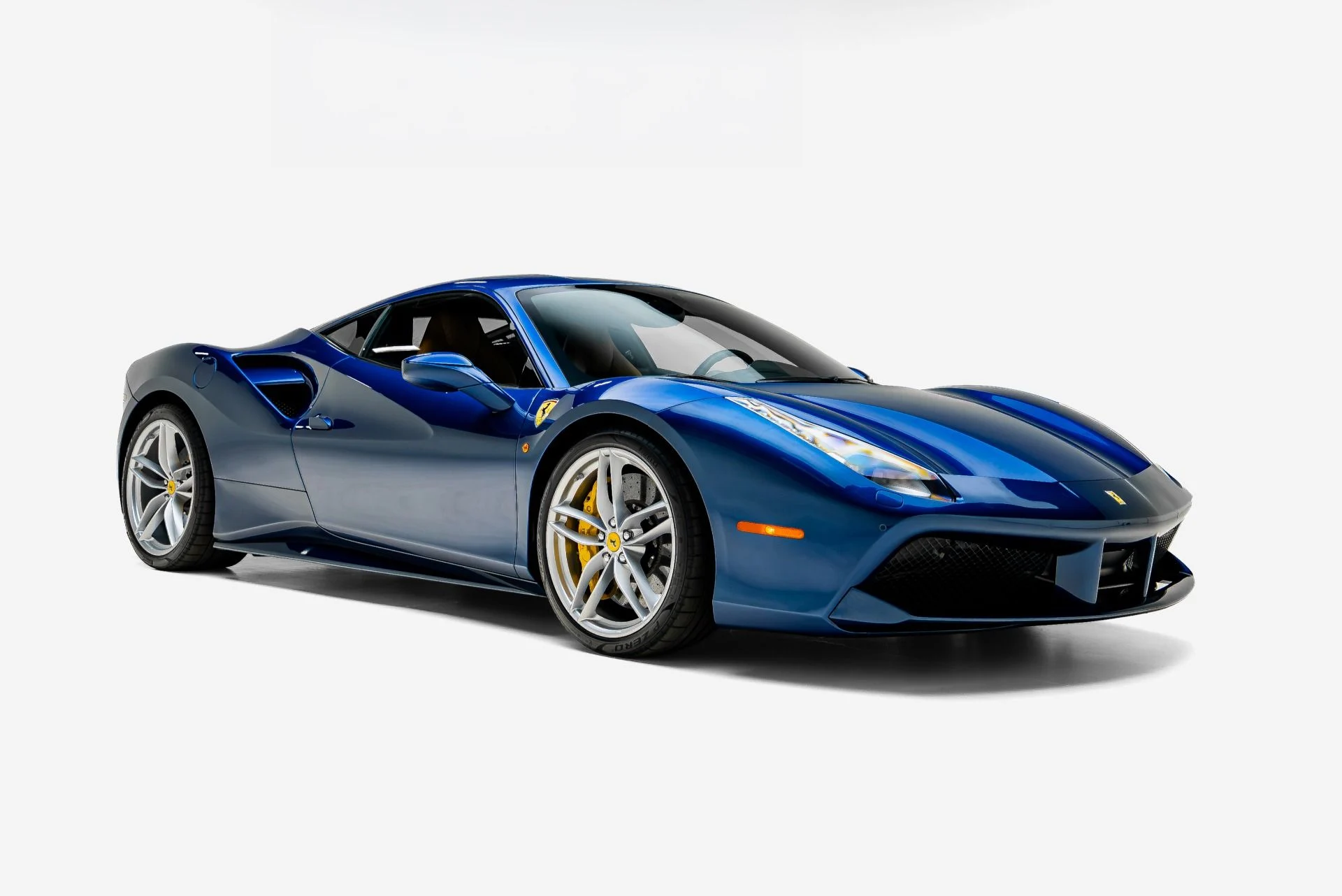 mph004_1251073967_Used_2017_Ferrari_488_GTB_1785538310_9da5c2b18f