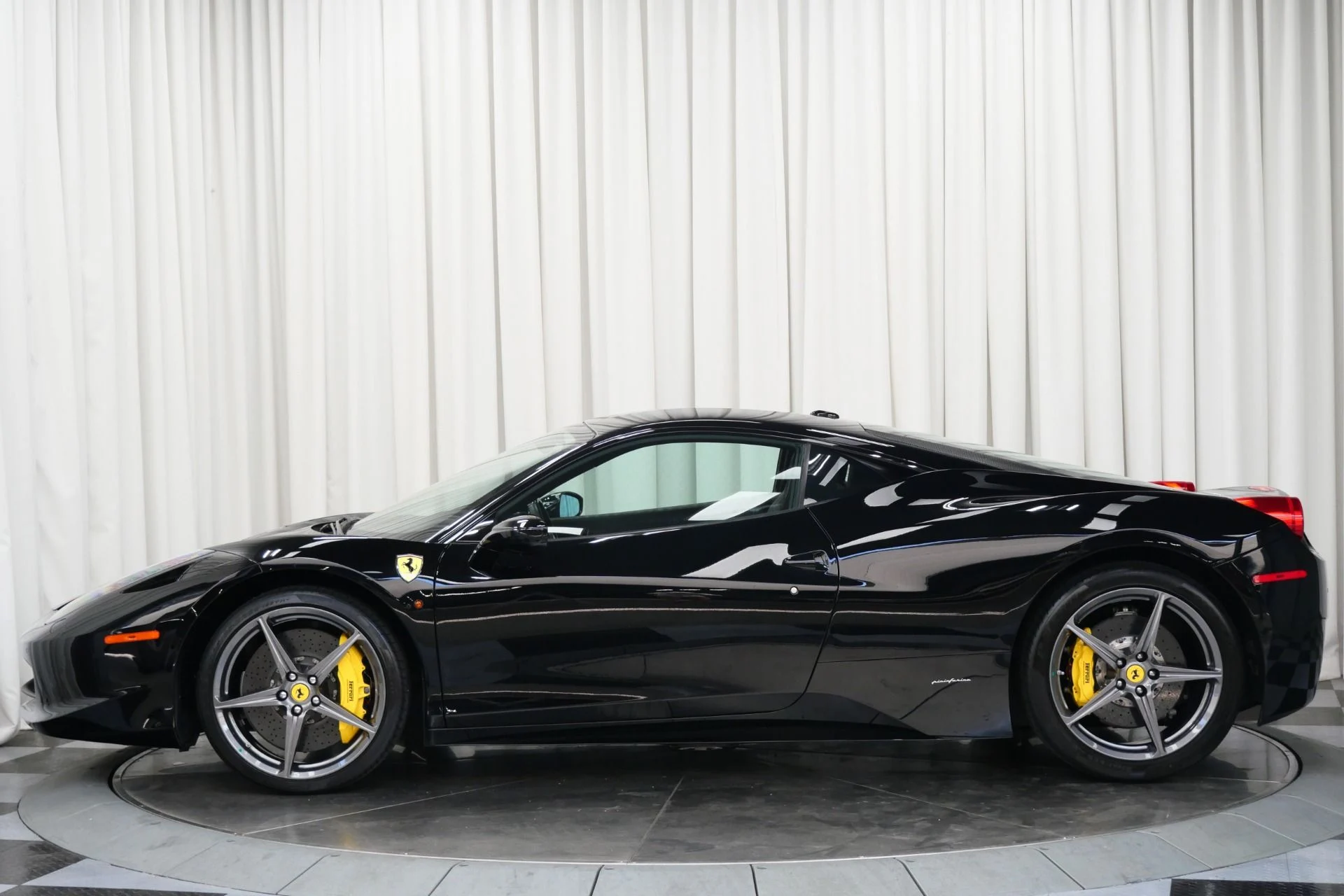 mph004_1257921842_Used_2015_Ferrari_458_Italia_1752857169_ec4e394b6c