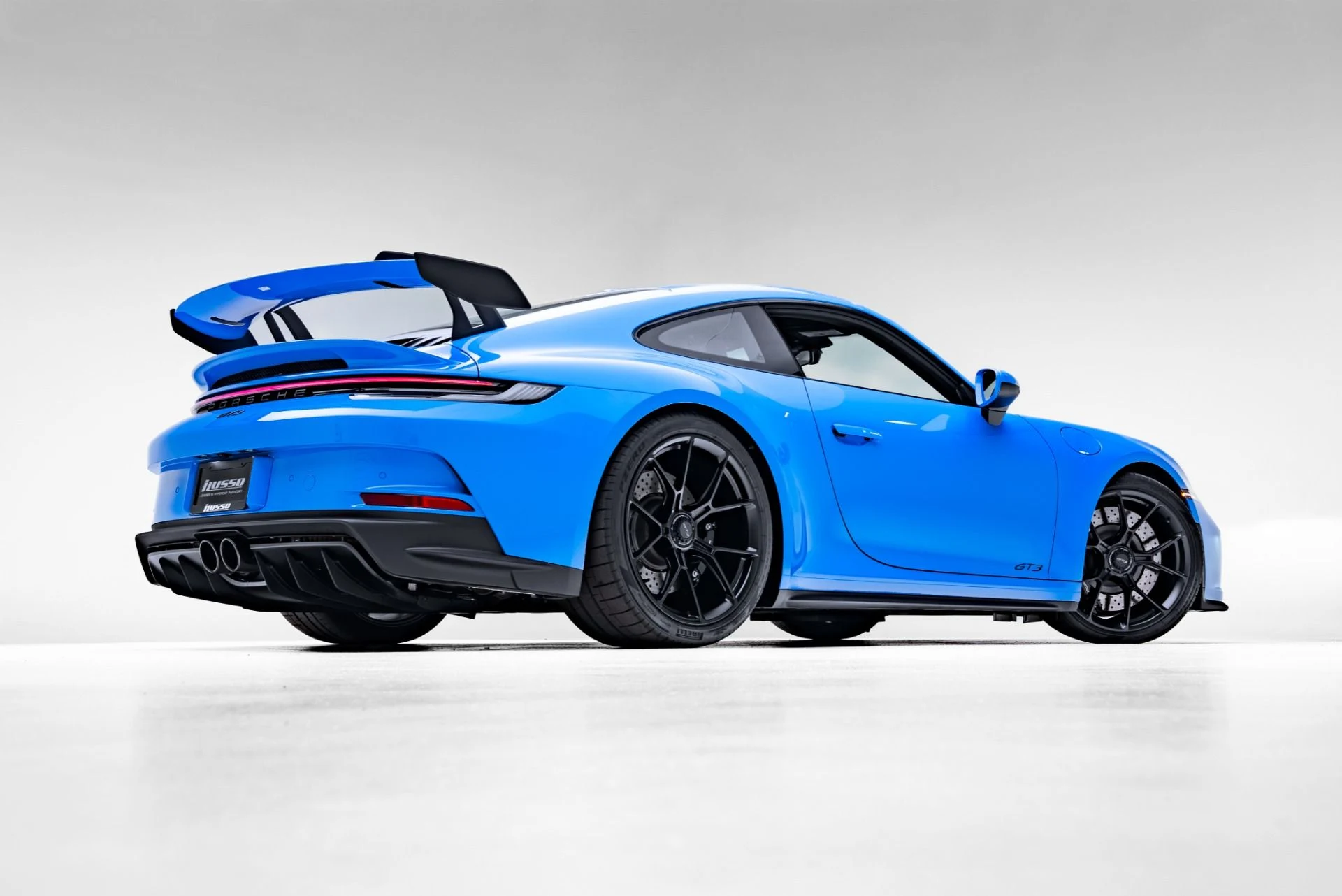 mph004_1258010924_Used_2023_Porsche_911_GT_3_1771960817_bb8ef33fac