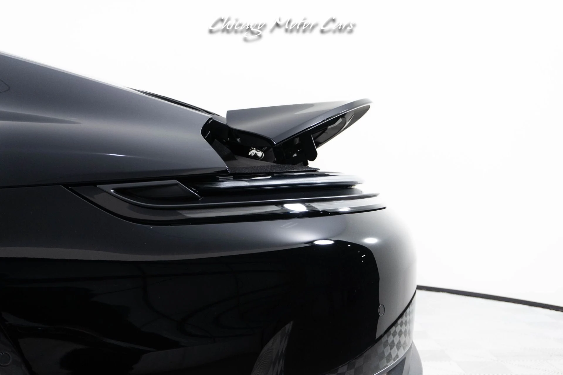 mph004_126053650_13069_p5_l_037acb4626