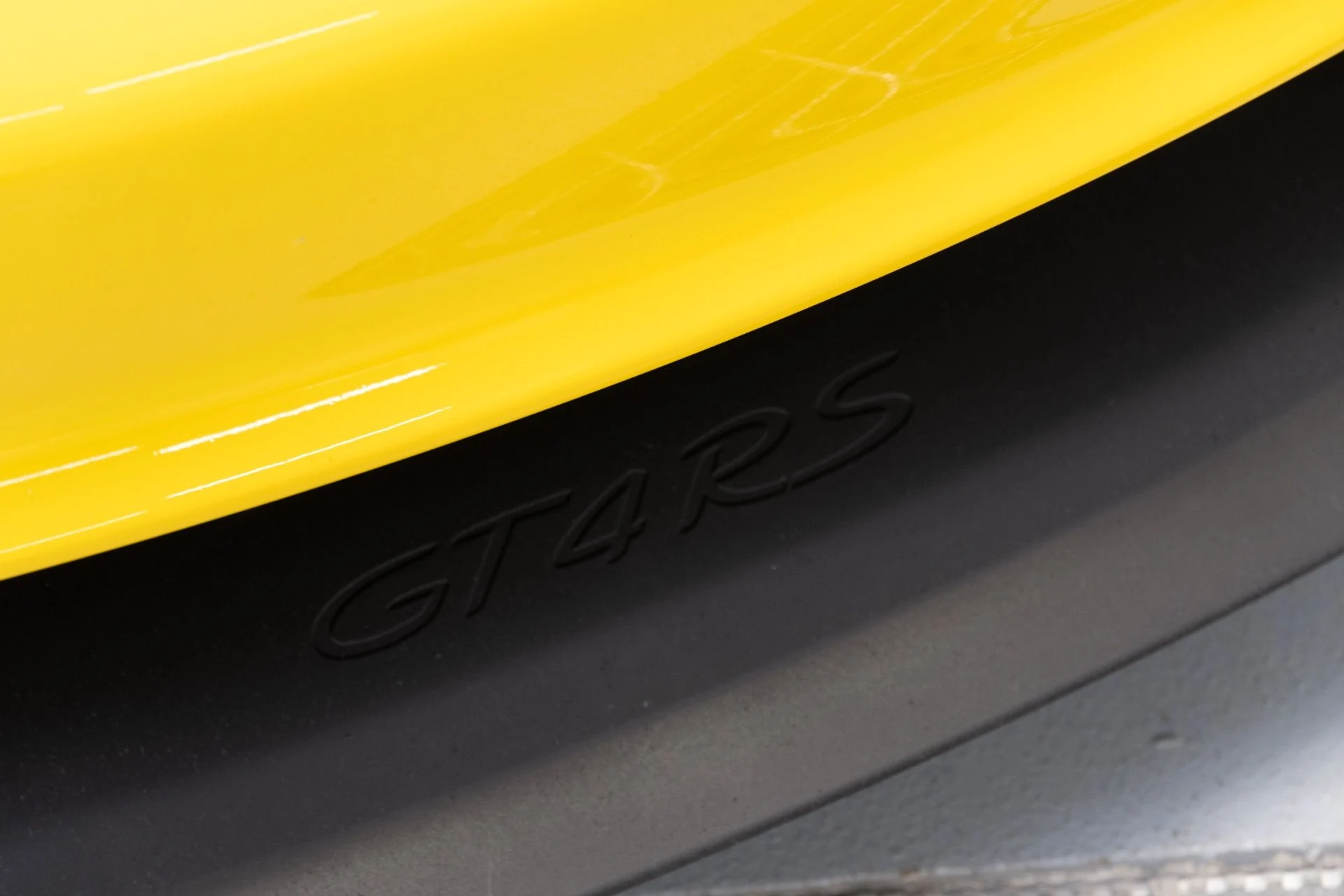 mph004_126699286_Used_2024_Porsche_718_Cayman_GT_4_RS_1738792005_130436391a