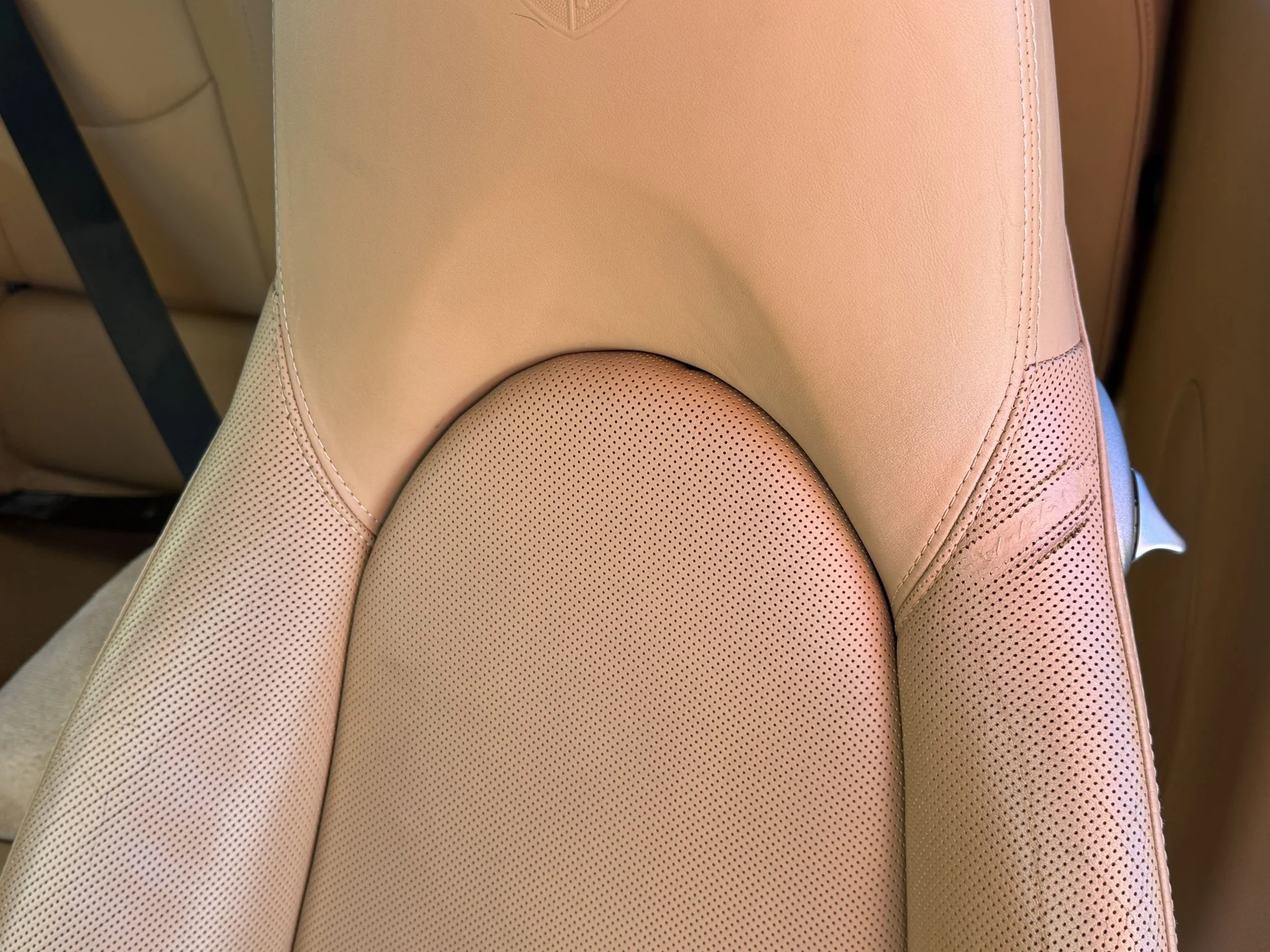 mph004_1280166630_7f9ada390fe04506ba05d72866207dc6x_fc7d0b1424