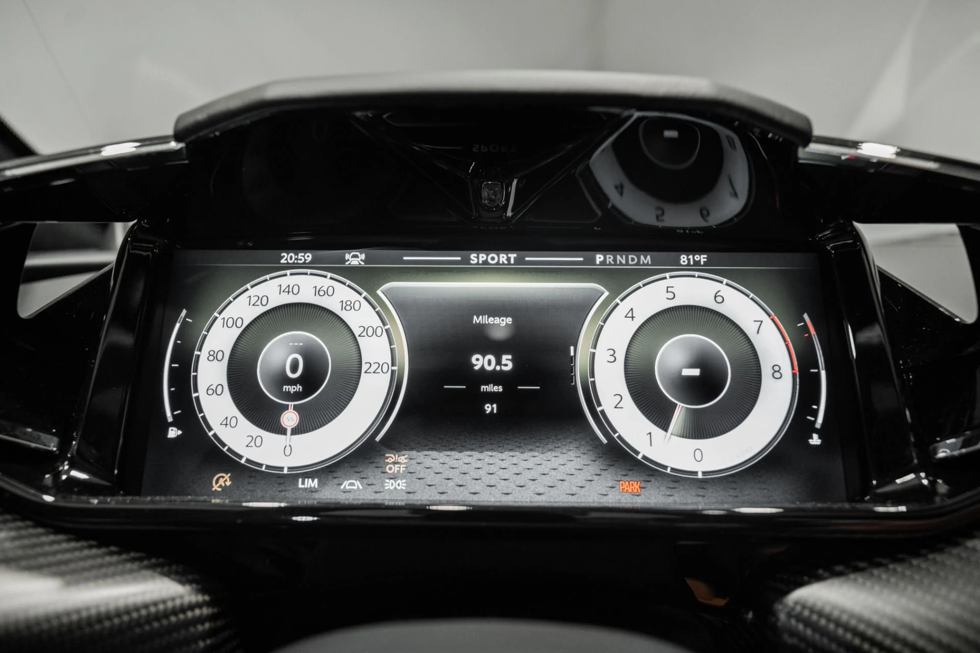 mph004_1290717625_New_2026_Aston_Martin_Vantage_Roadster_1785470681_62c8726bd6