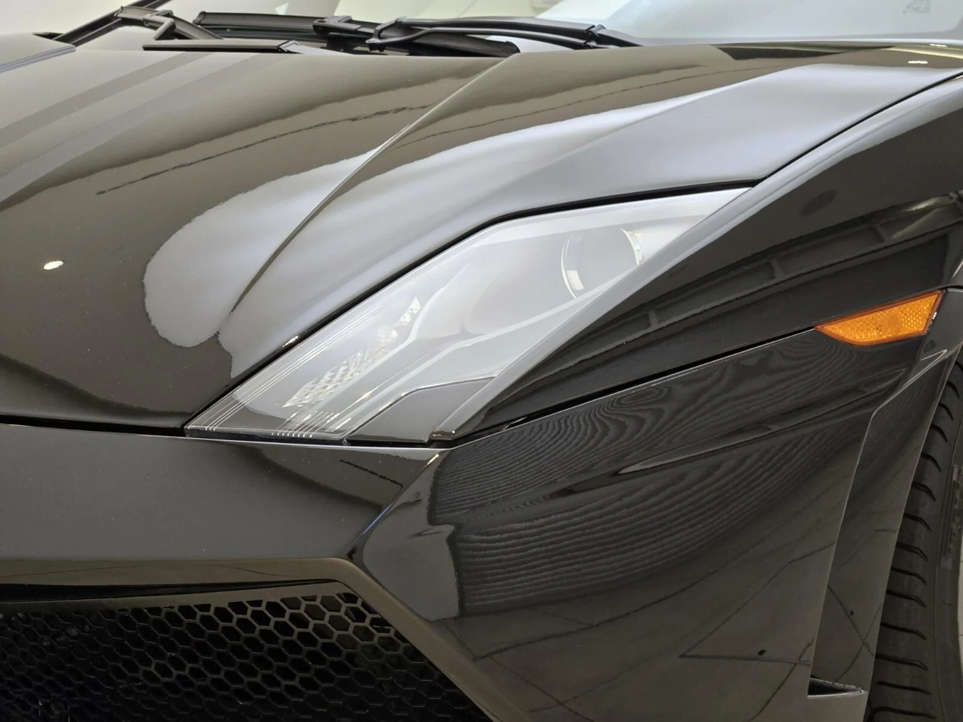 mph004_1294365149_Used_2011_Lamborghini_Gallardo_LP_560_4_1762241991_ca66afa0d4