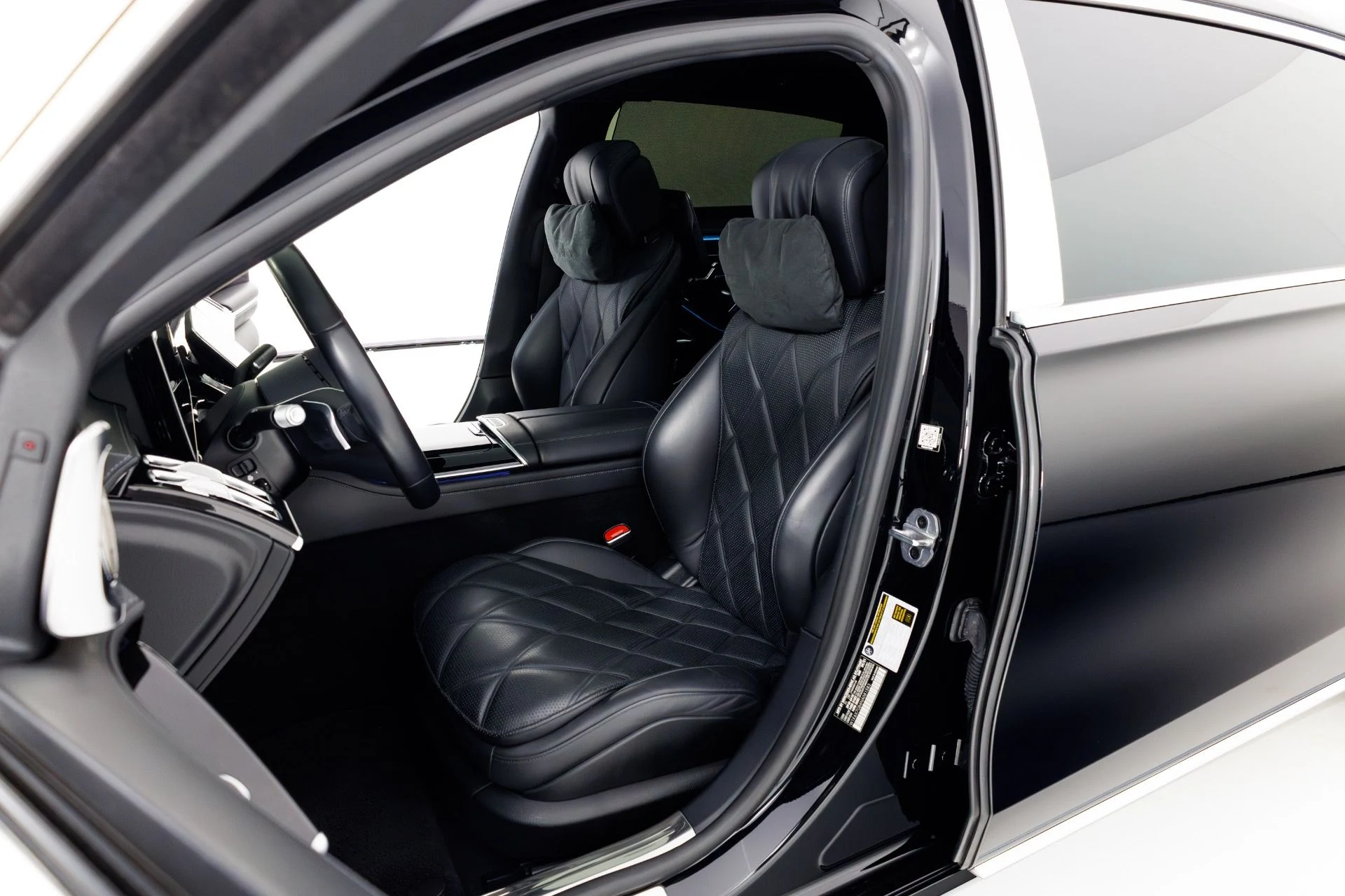 mph004_1300735775_Used_2022_Mercedes_Benz_S_Class_Maybach_S_580_1771272655_46c79313cd