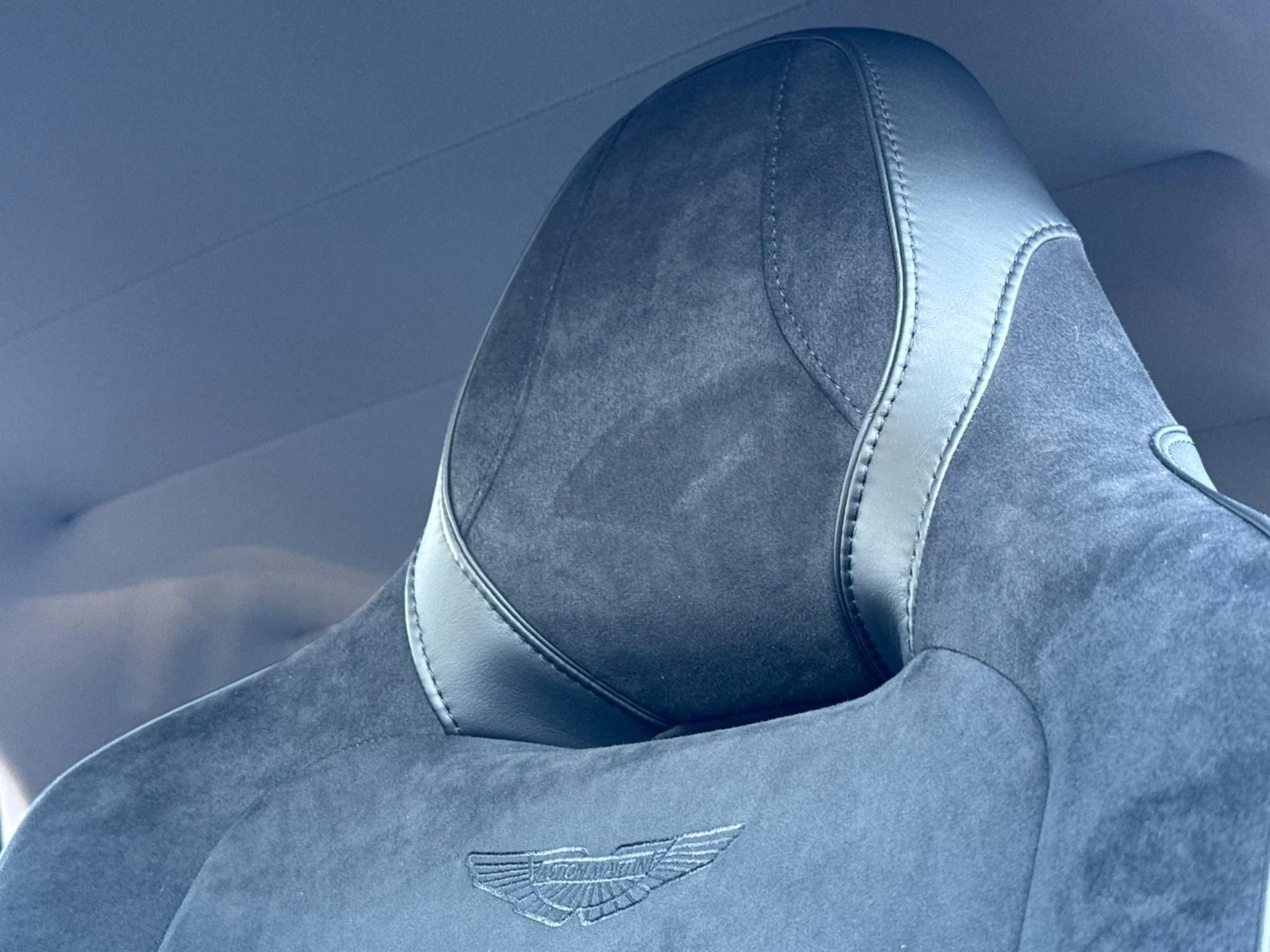 mph004_132225532_Used_2020_Aston_Martin_DBS_Superleggera_1771063945_0500cf0586