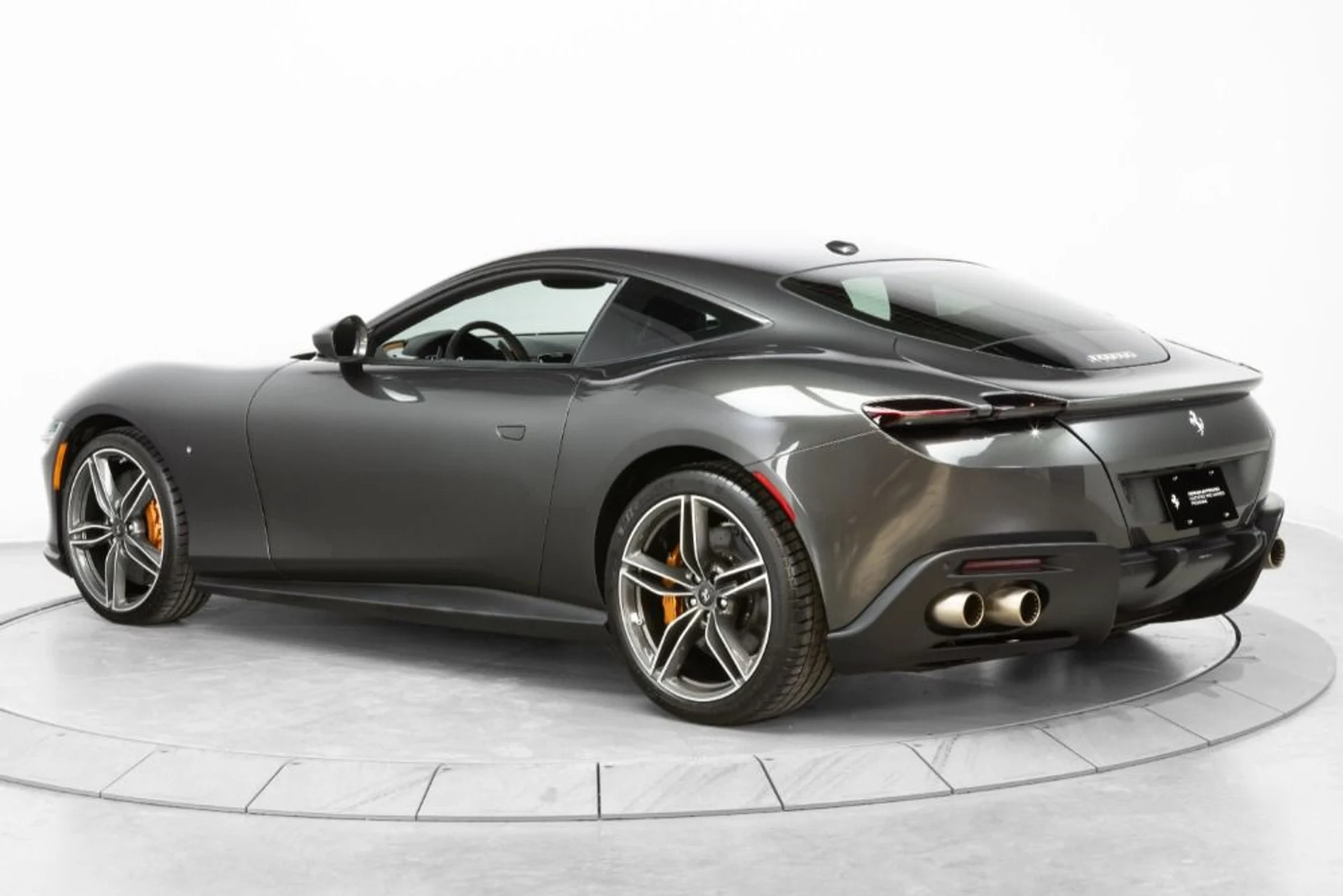 mph004_132456279_Used_2024_Ferrari_Roma_1579bfc18e