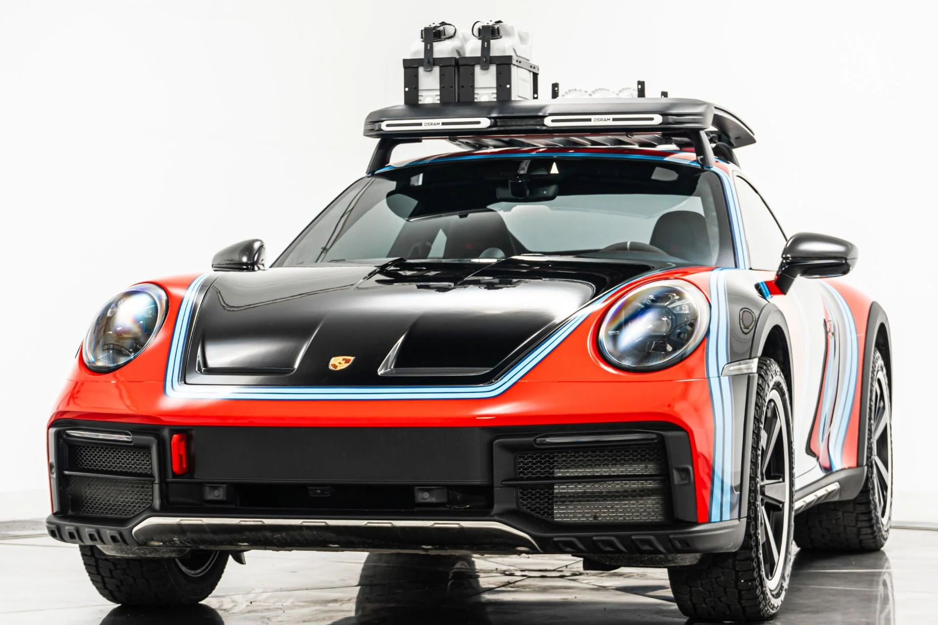 mph004_1346059797_Used_2024_Porsche_911_Dakar_Martini_Livery_Carbon_Roof_570_of_2500_1777055109_ccc5326fad