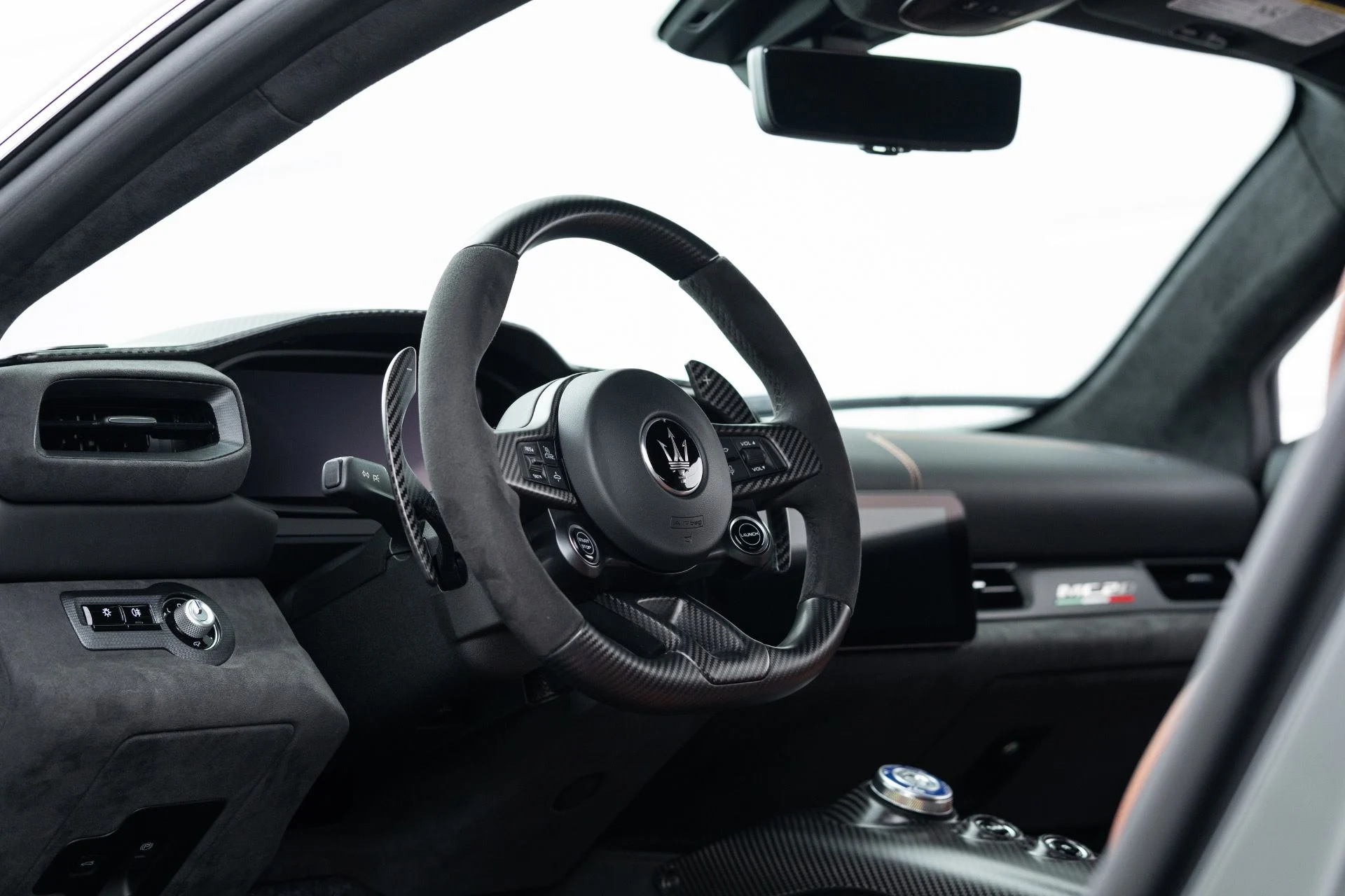 mph004_1347124663_Used_2022_Maserati_MC_20_1777083905_f913a8d0e4