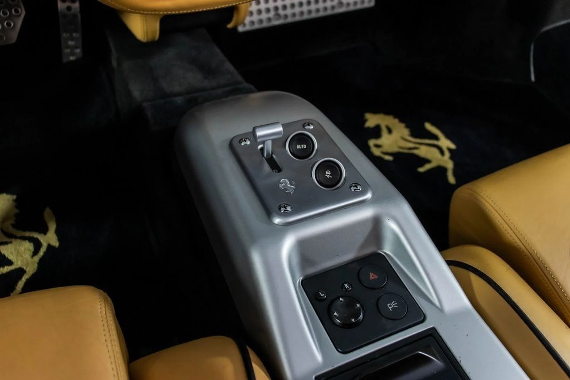 mph004_1347869644_9b265475d76751cae1538fc485863087x_545e70a63a