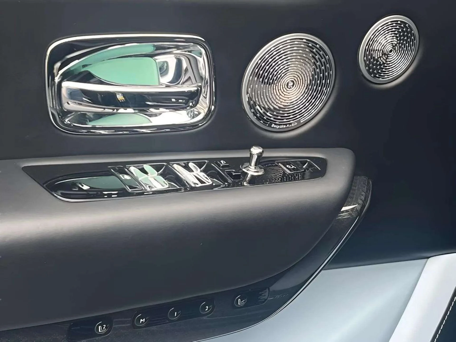 mph004_1350086404_c8922a0bc64adb605671396282919f0ax_fd63795946