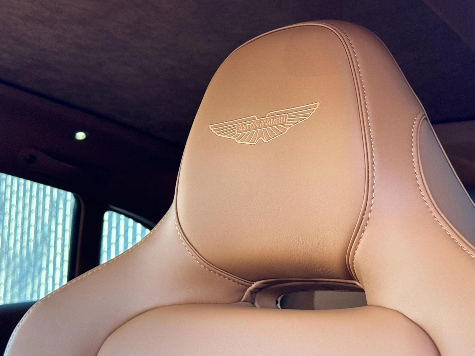 mph004_1352820224_New_2026_Aston_Martin_DBX_707_1768403573_b1e22203ea