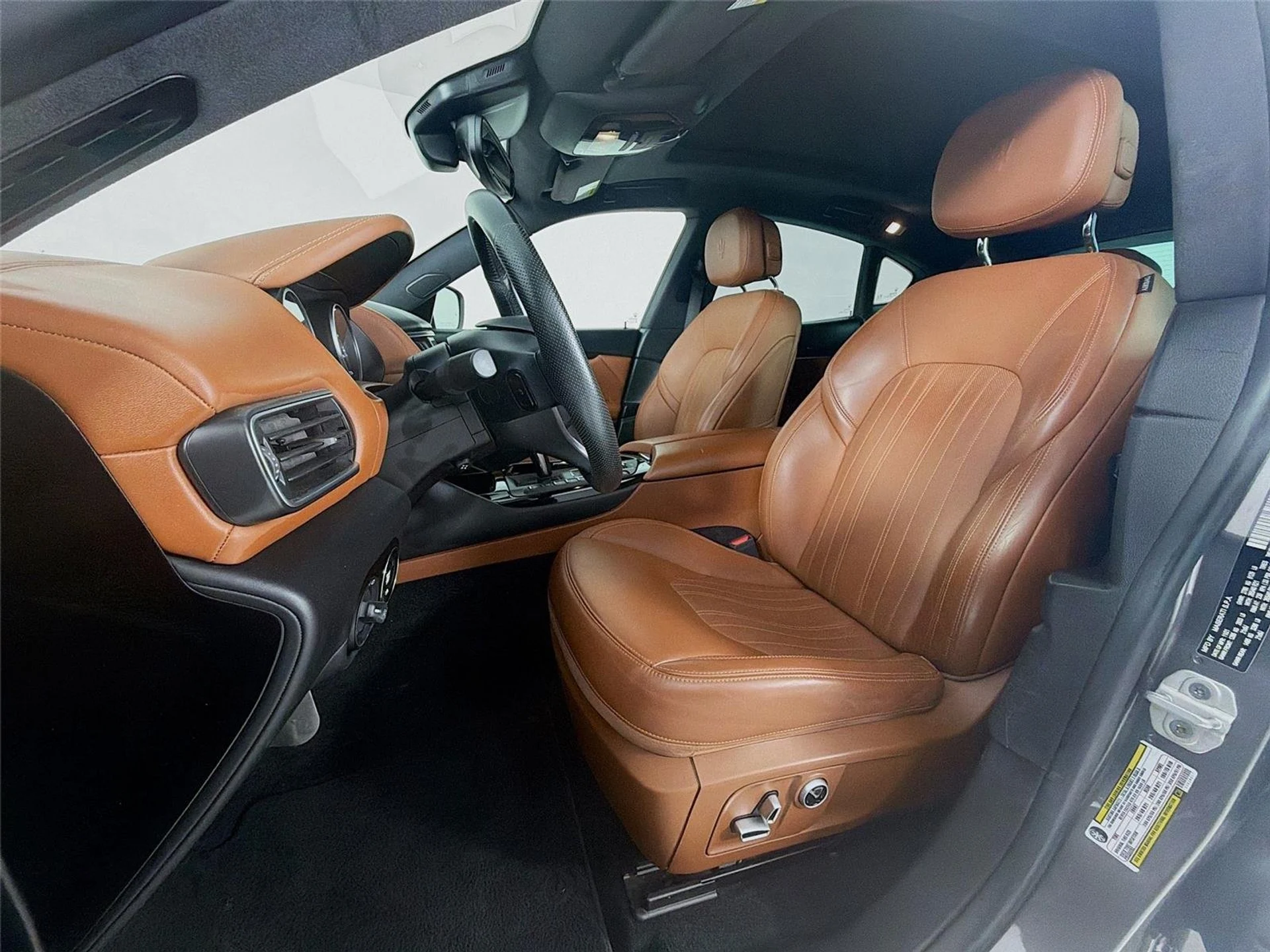 mph004_135455643_7979e77a51014c90de7192550b1ad292_0de9bc25a9