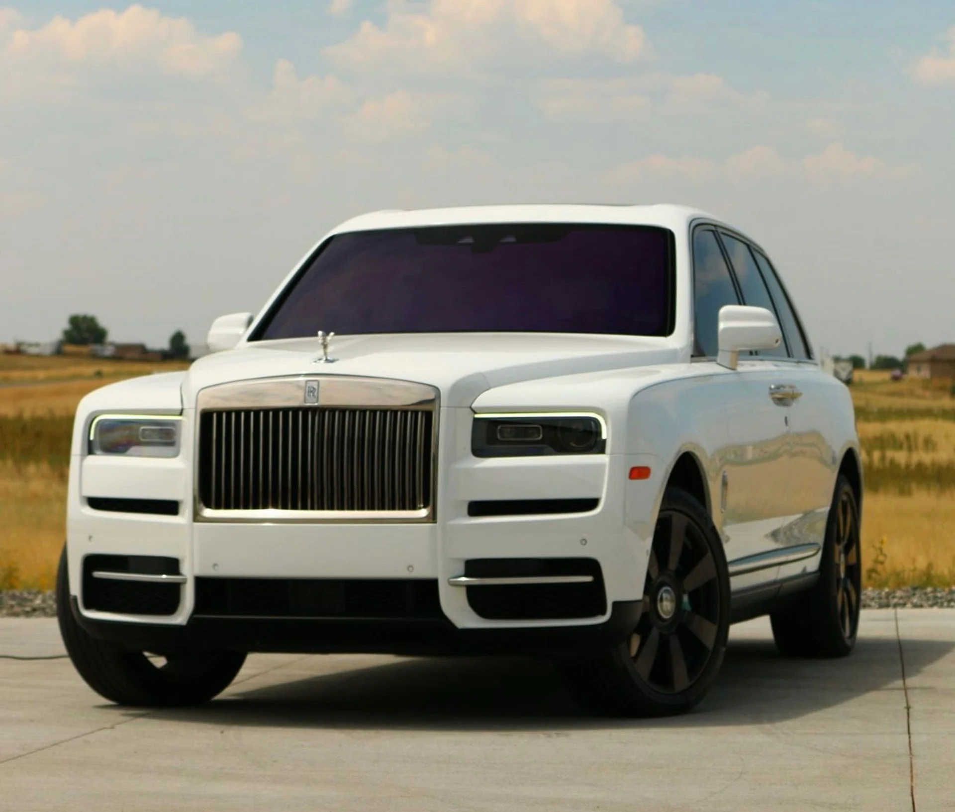 mph004_1354900871_Used_2019_Rolls_Royce_Cullinan_1754518832_4756e93d5c