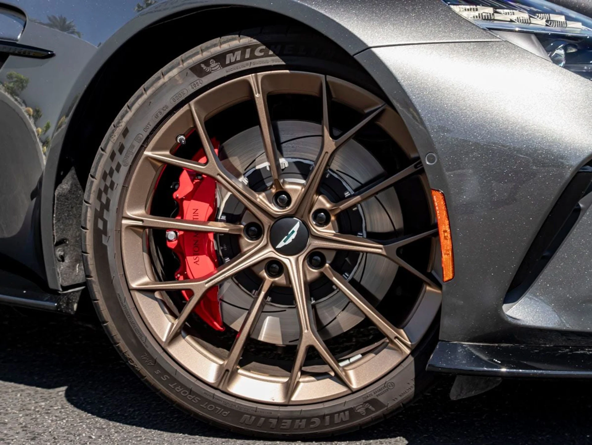 mph004_1355008358_5_9fd6a516bf